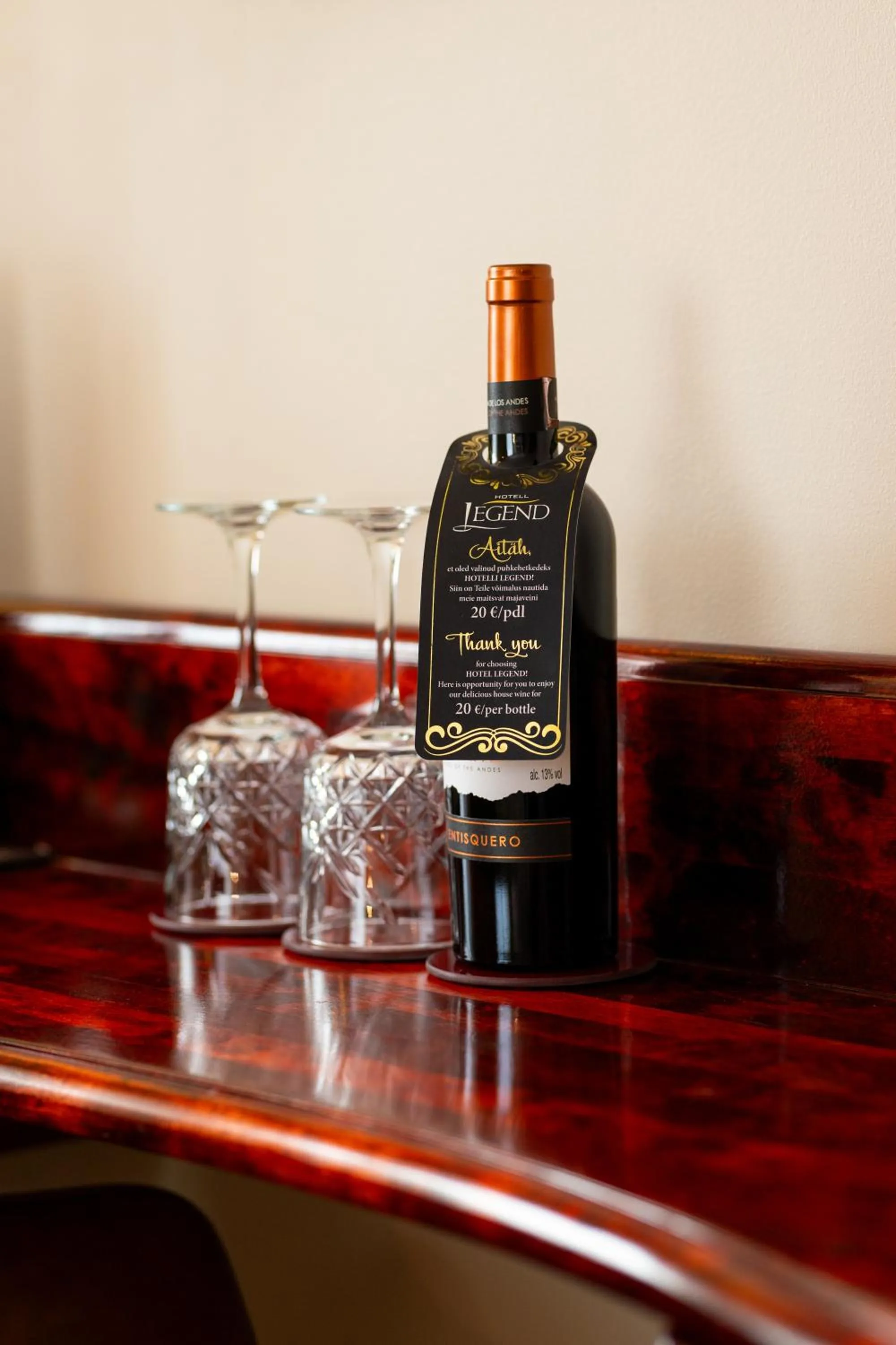 Food and drinks in Hotel Legend