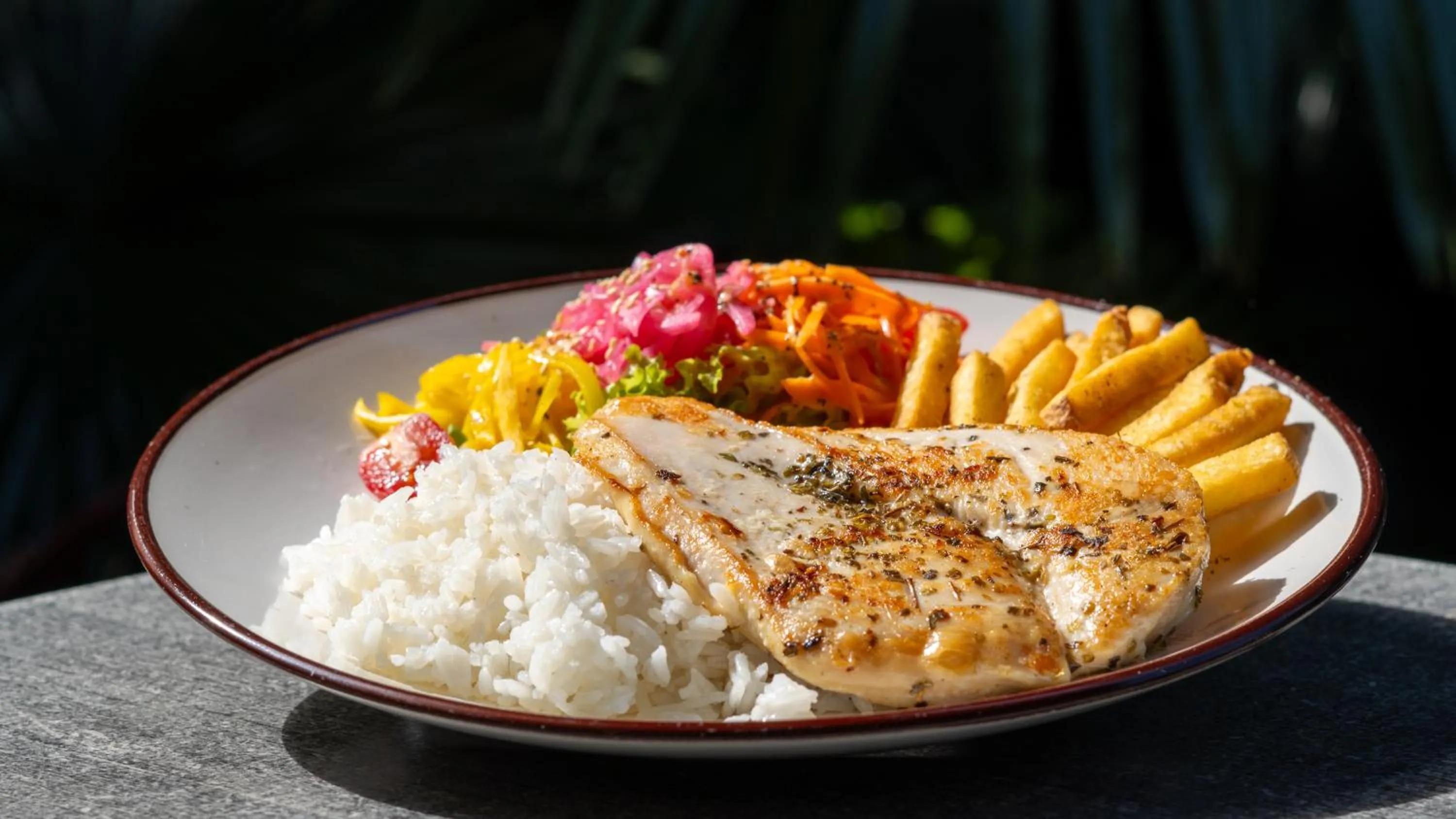 Food and drinks in Viajero Cali Hostel