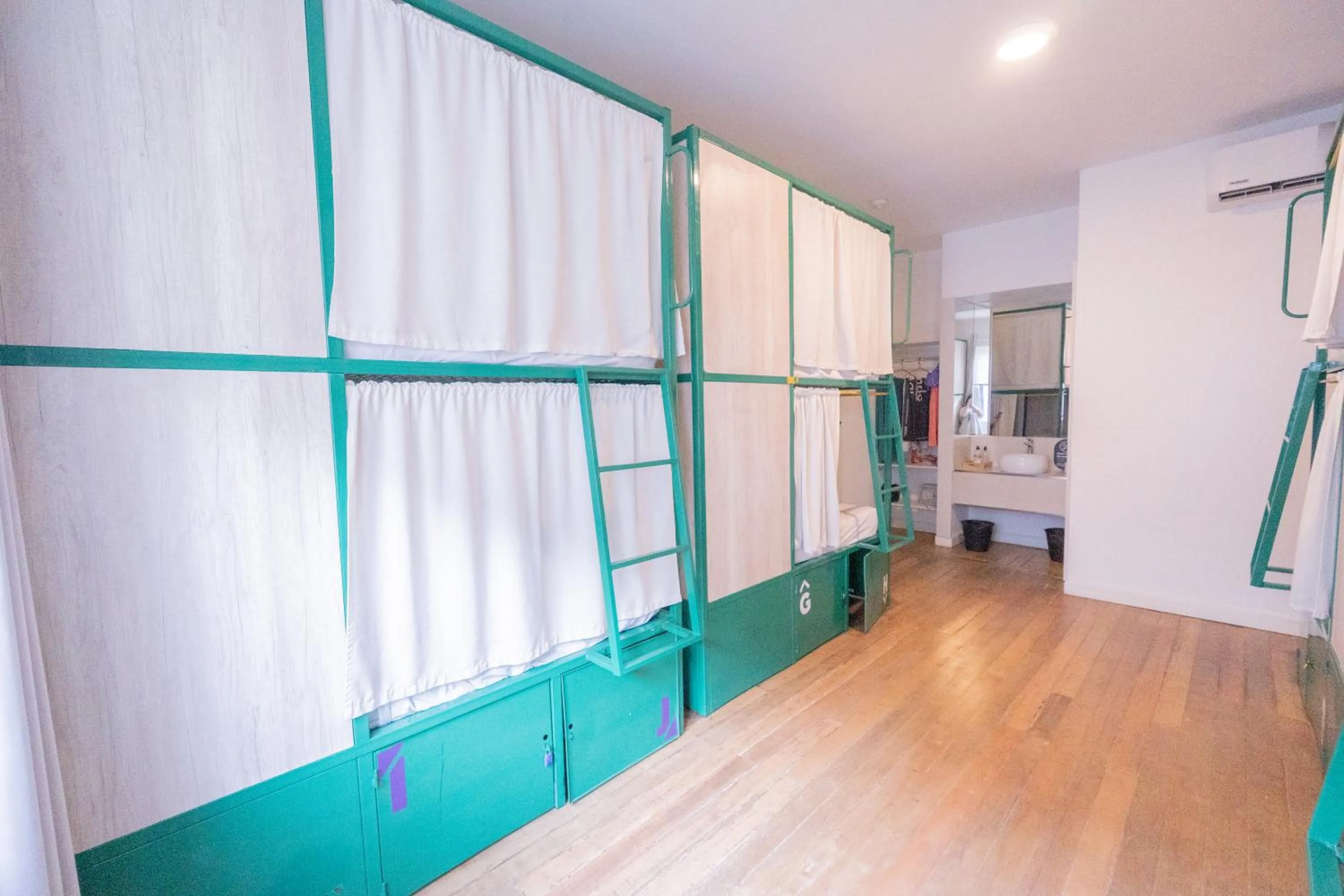 Photo of the whole room in Viajero Cali Hostel