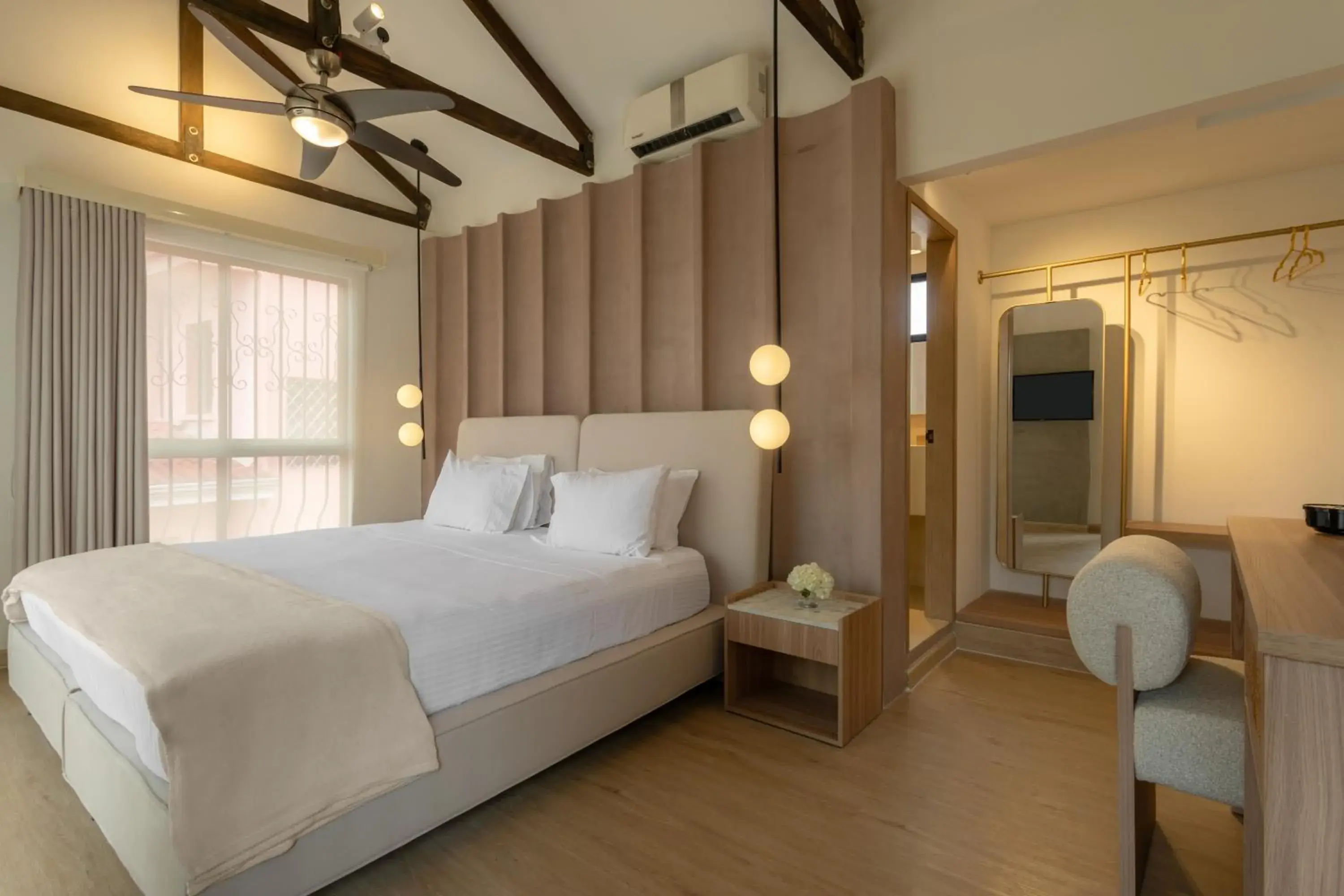 Bedroom, Bed in Rossa Palma Bedroom, Bed in Rossa Palma