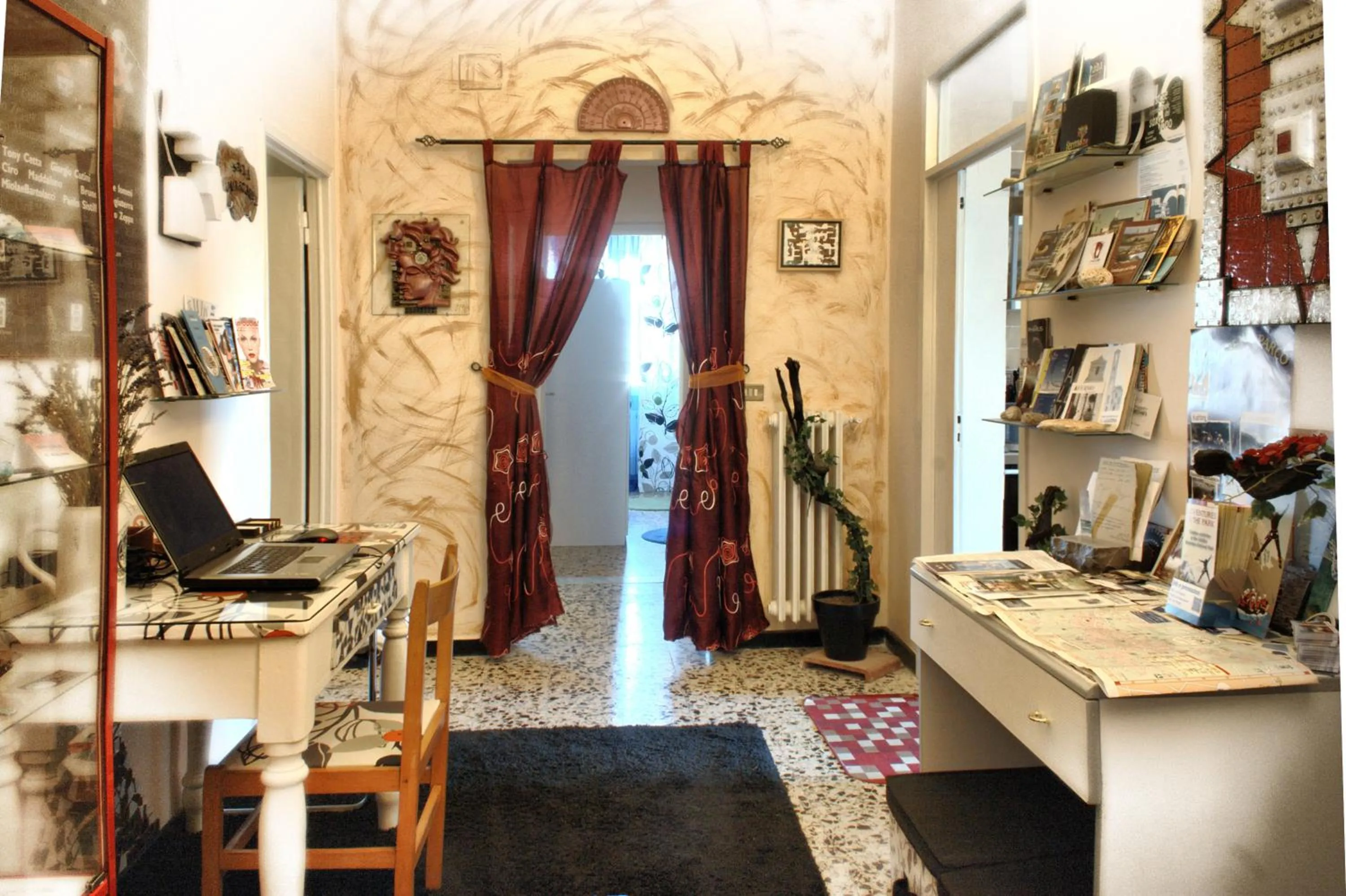Facade/entrance in B&B Le Terrazze Fermo