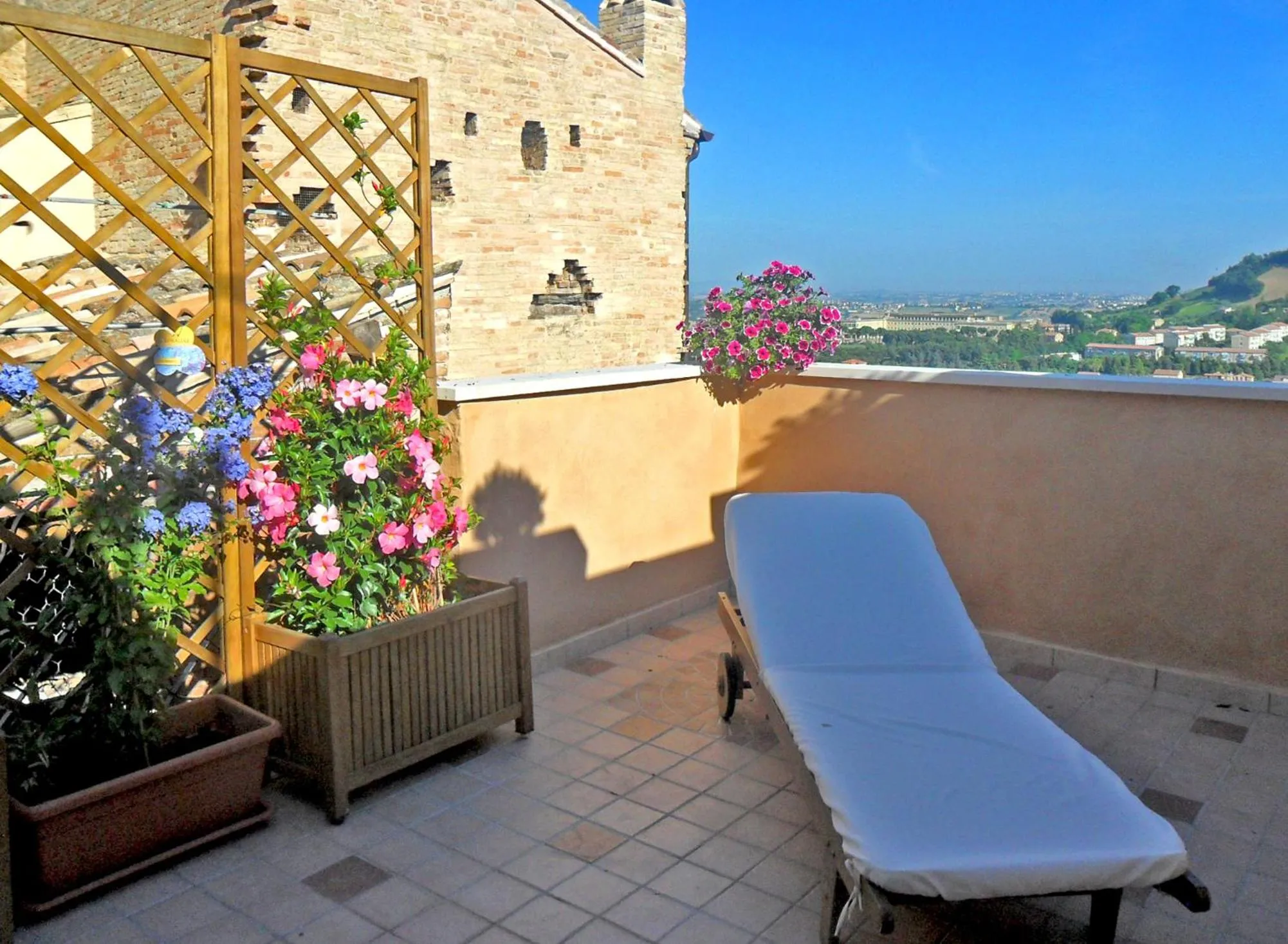 Solarium in B&B Le Terrazze Fermo