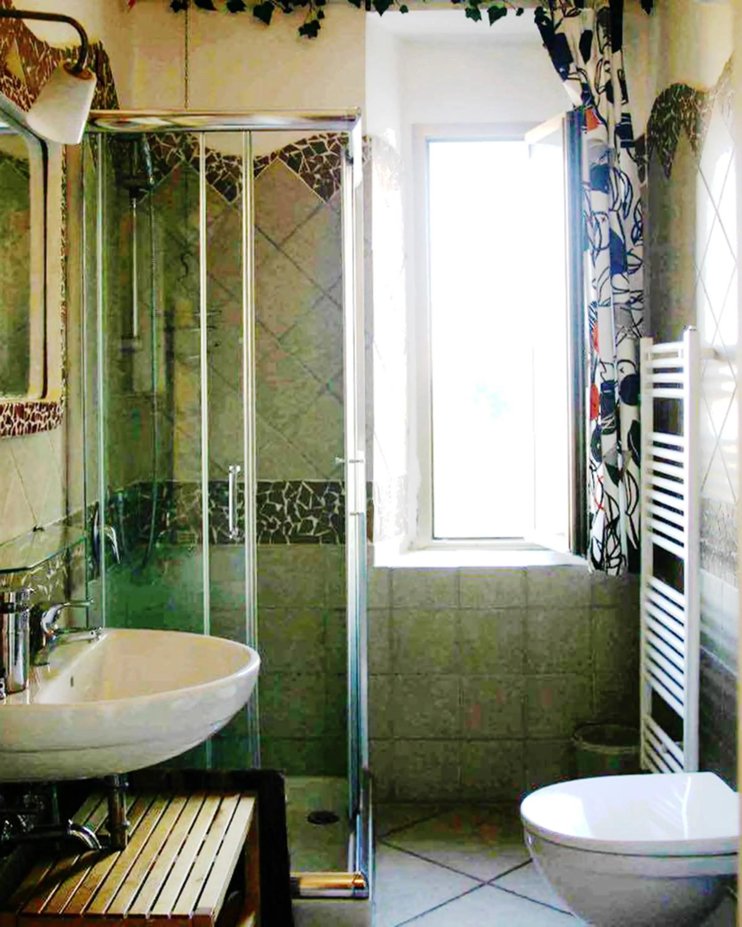 Shower in B&B Le Terrazze Fermo