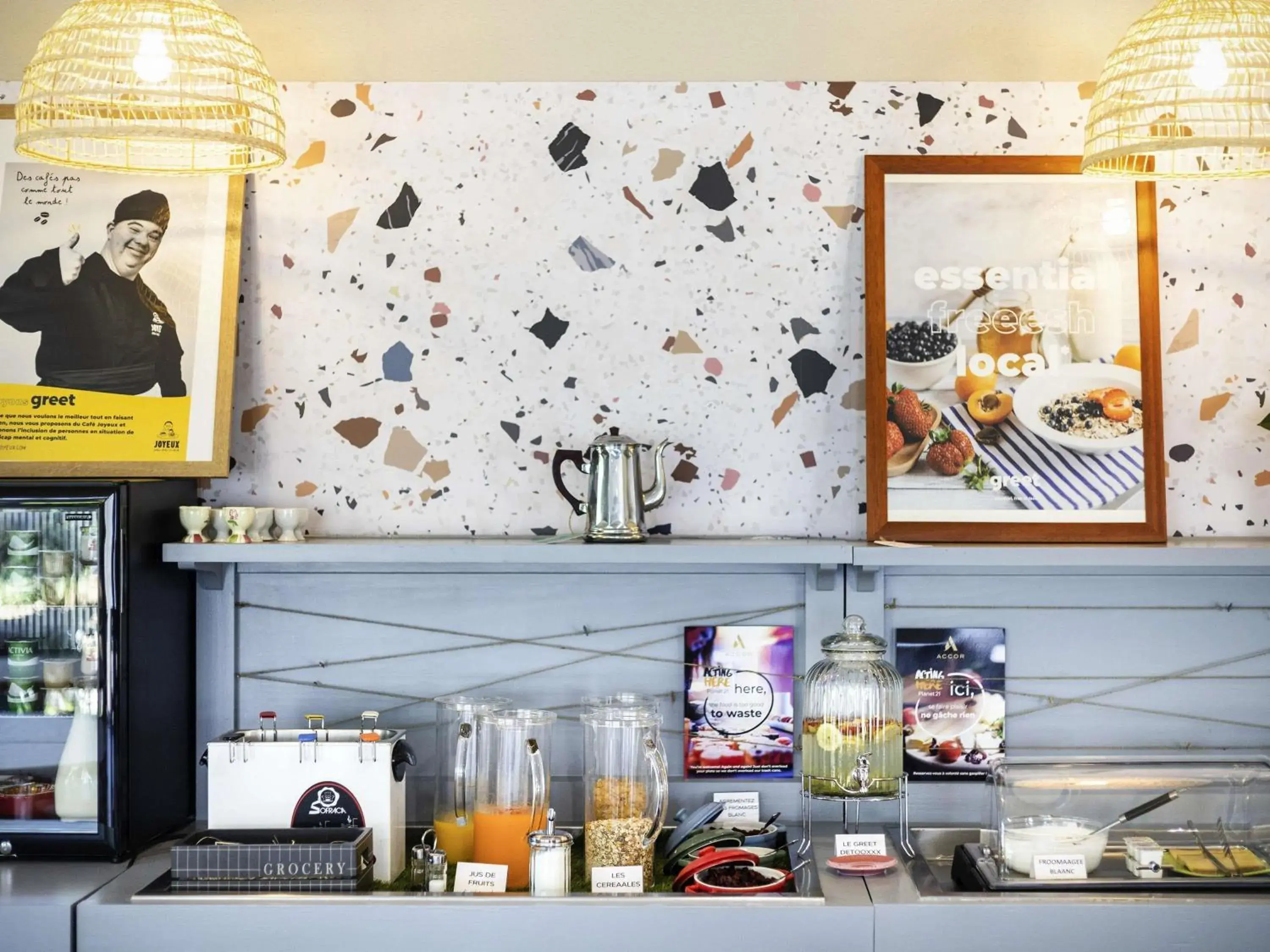 Breakfast in Greet Hôtel Castres Saix Breakfast in Greet Hôtel Castres Saix