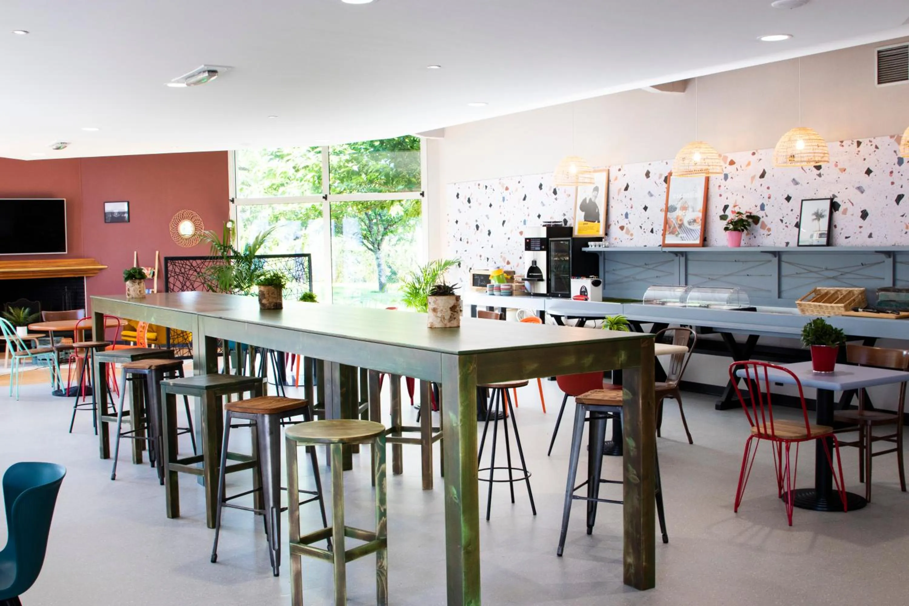 Restaurant/places to eat in Greet Hôtel Castres Saix