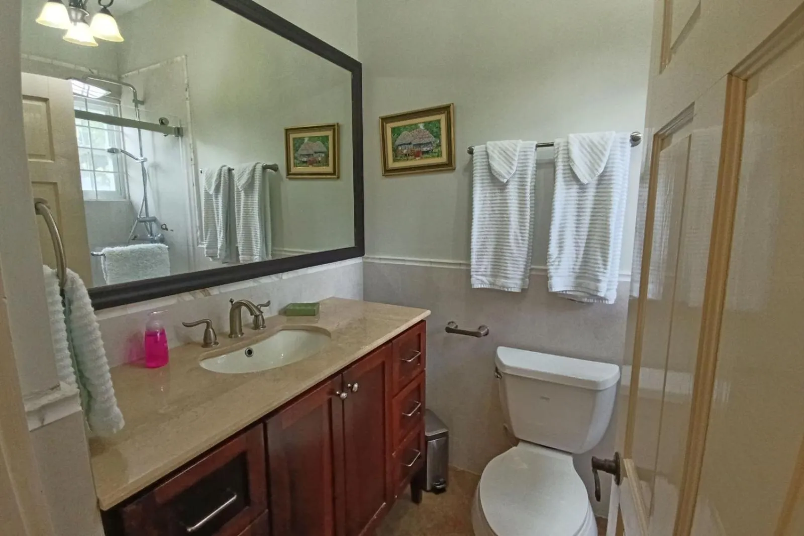 Bathroom in Spicy Hill Villa