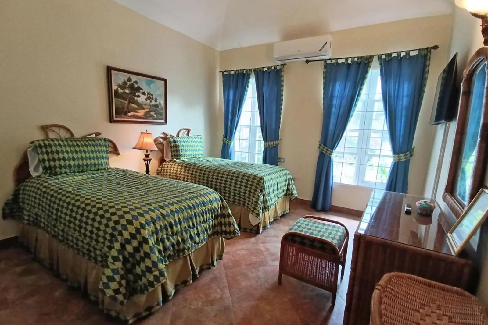 Bedroom, Bed in Spicy Hill Villa