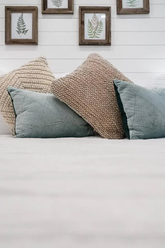 Bed in Stunning CargoHome Near Waco, Magnolia and Baylor