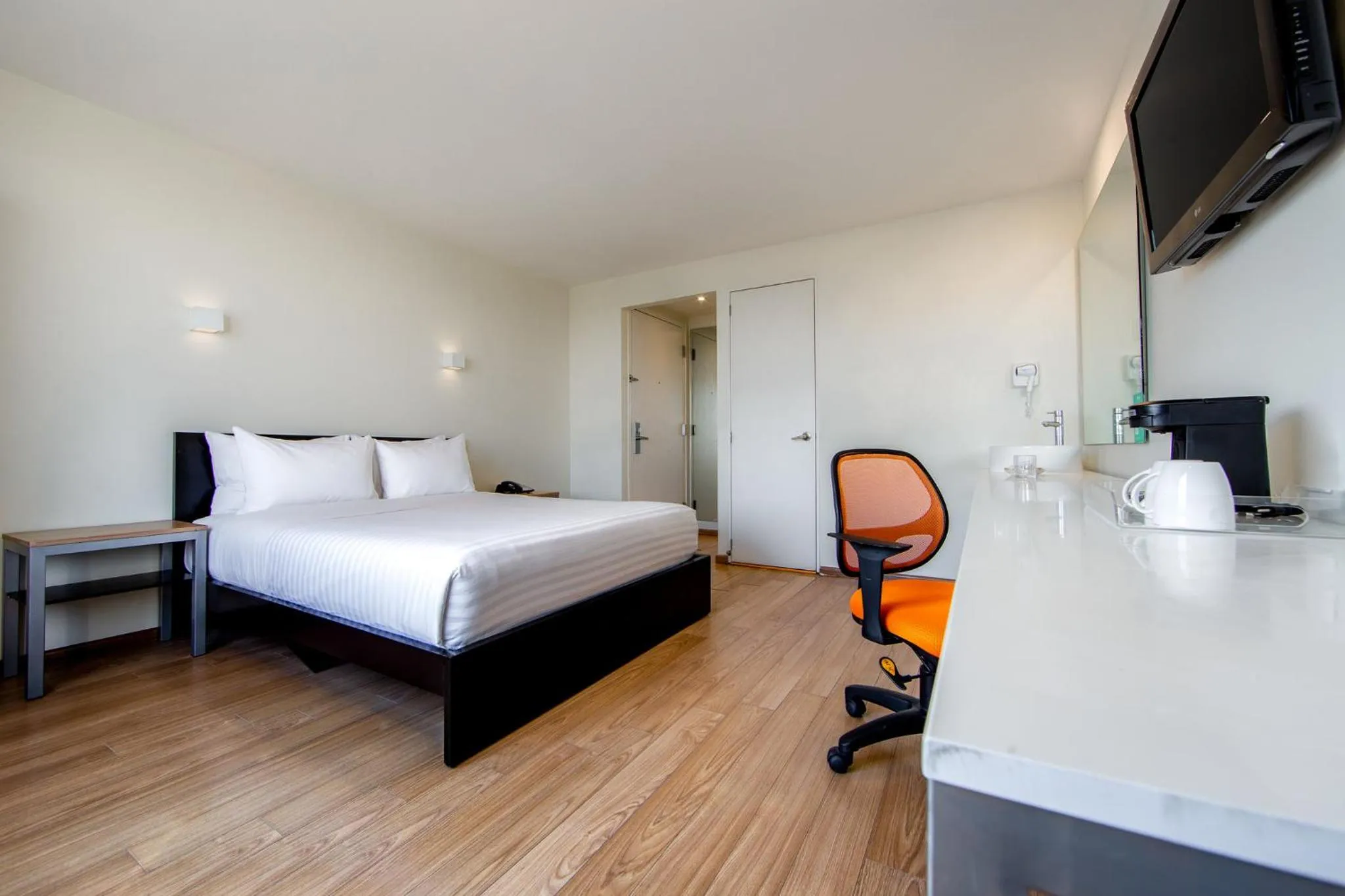 Bedroom, Bed in Gamma Ciudad de Mexico Santa Fe