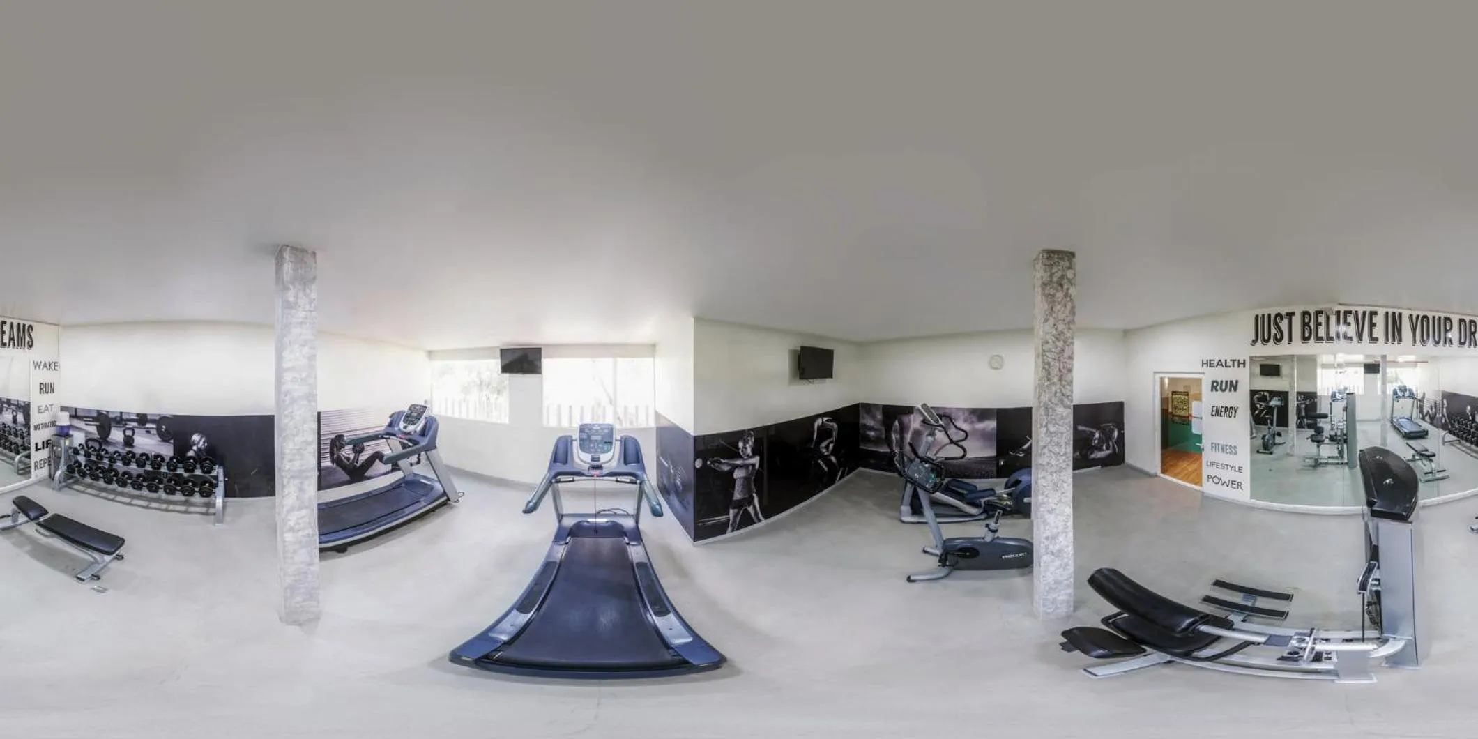 Fitness centre/facilities in Gamma Ciudad de Mexico Santa Fe
