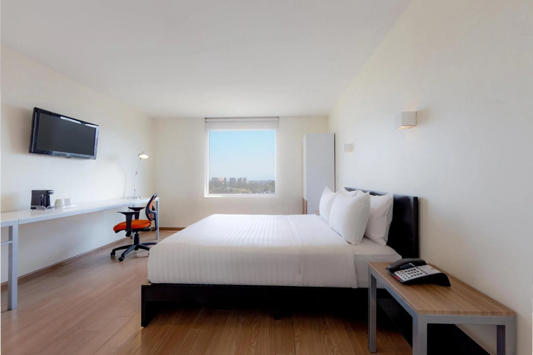 Bedroom, Bed in Gamma Ciudad de Mexico Santa Fe