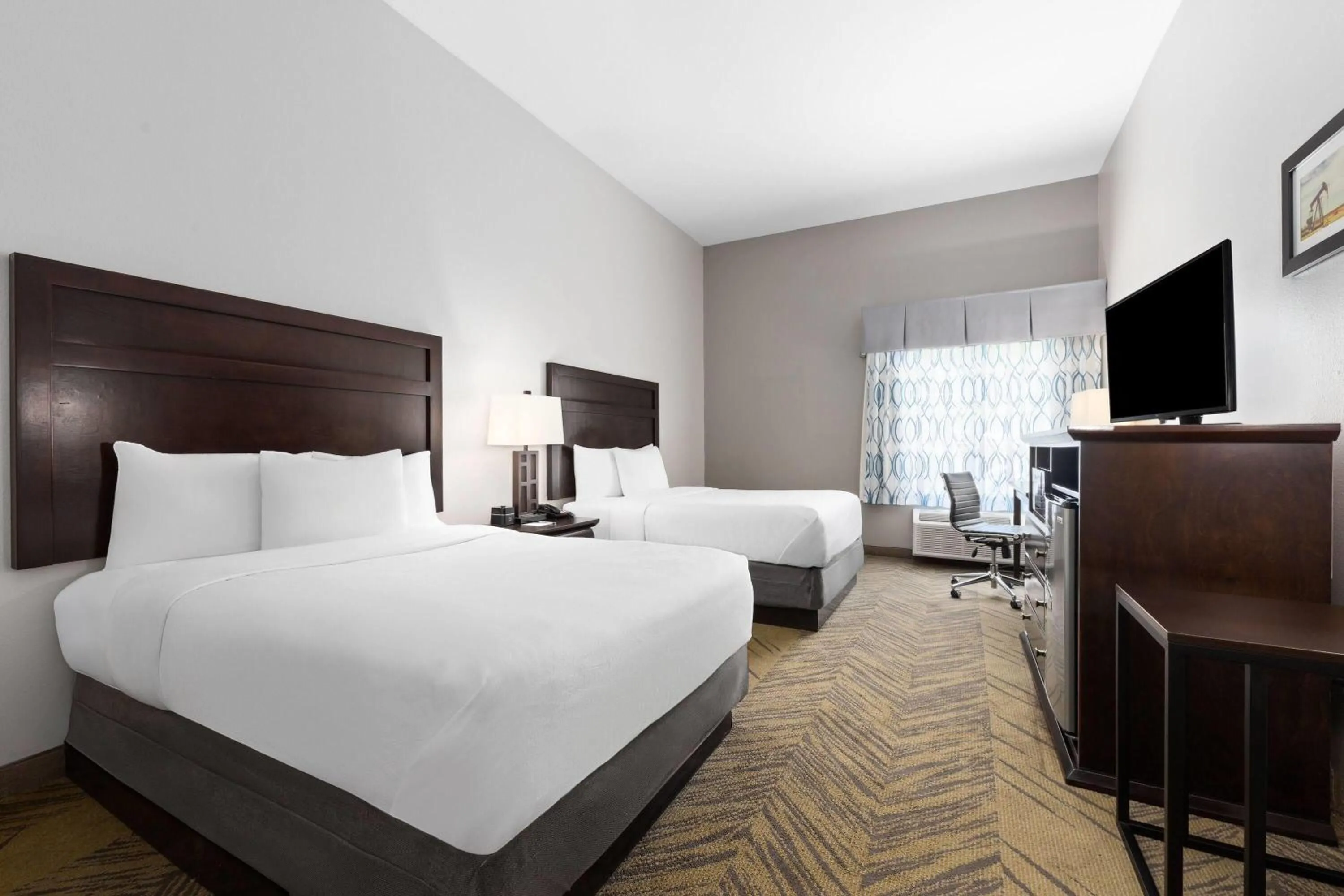 Photo of the whole room, Bed in La Quinta by Wyndham Brookshire West Katy