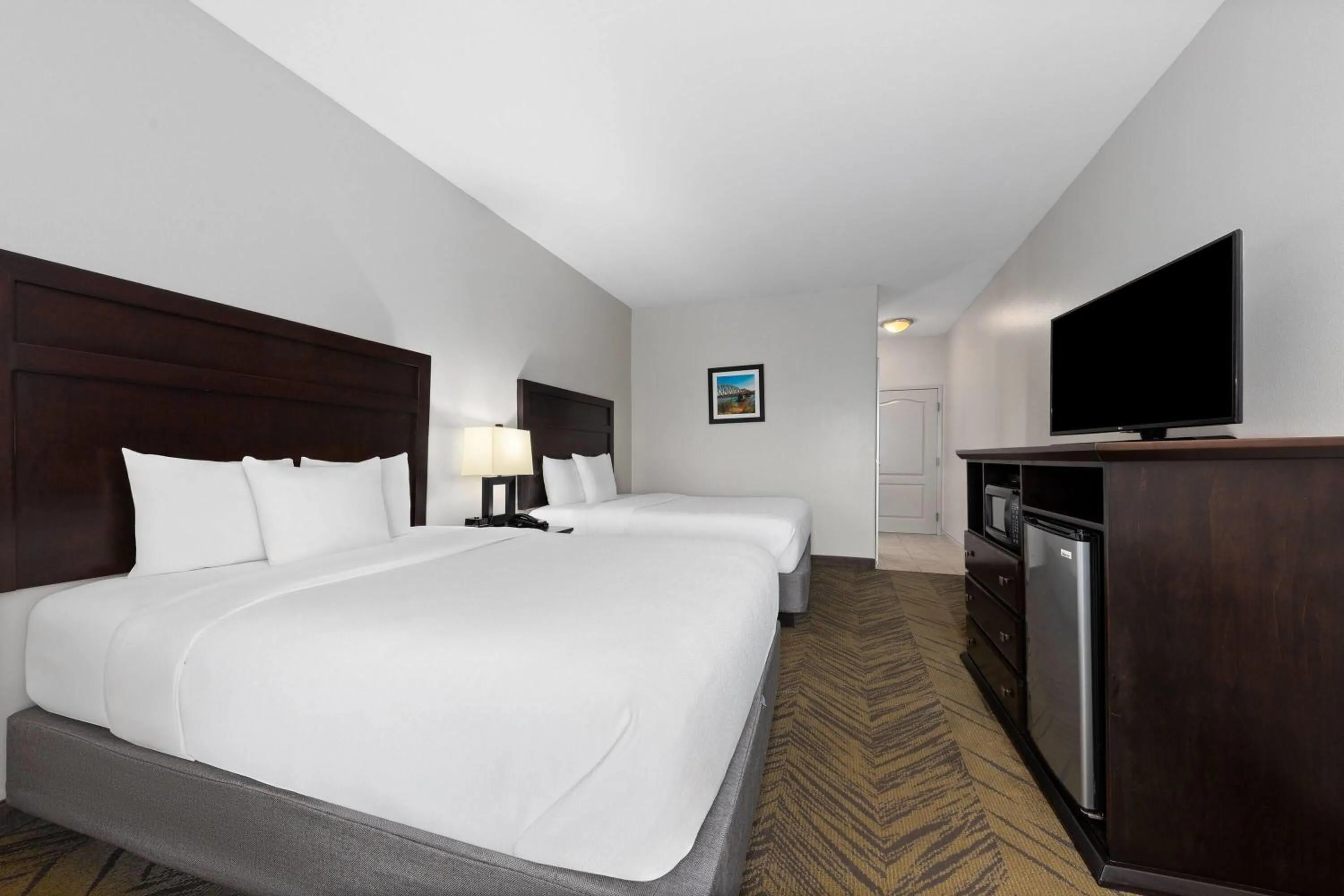 Photo of the whole room, Bed in La Quinta by Wyndham Brookshire West Katy