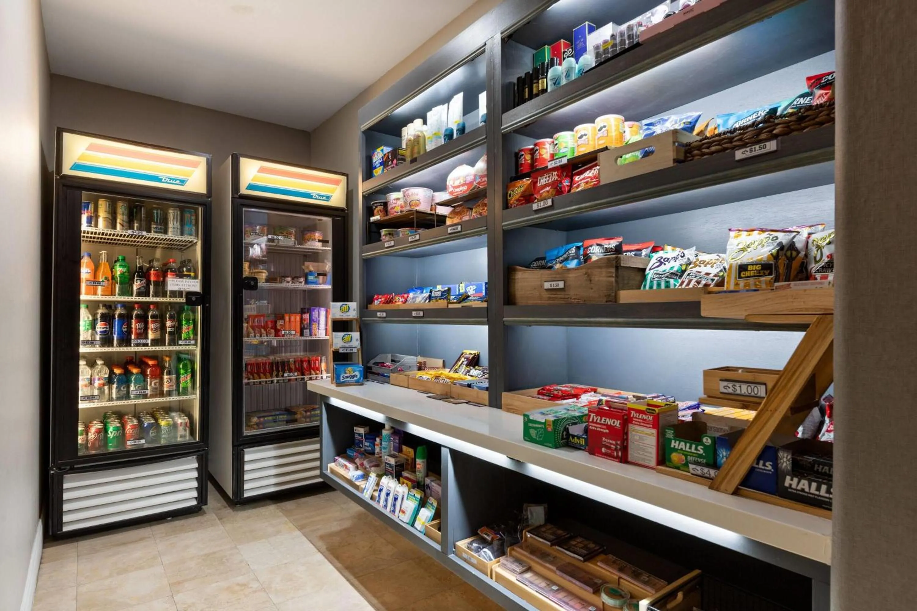 Food and drinks in La Quinta by Wyndham Brookshire West Katy