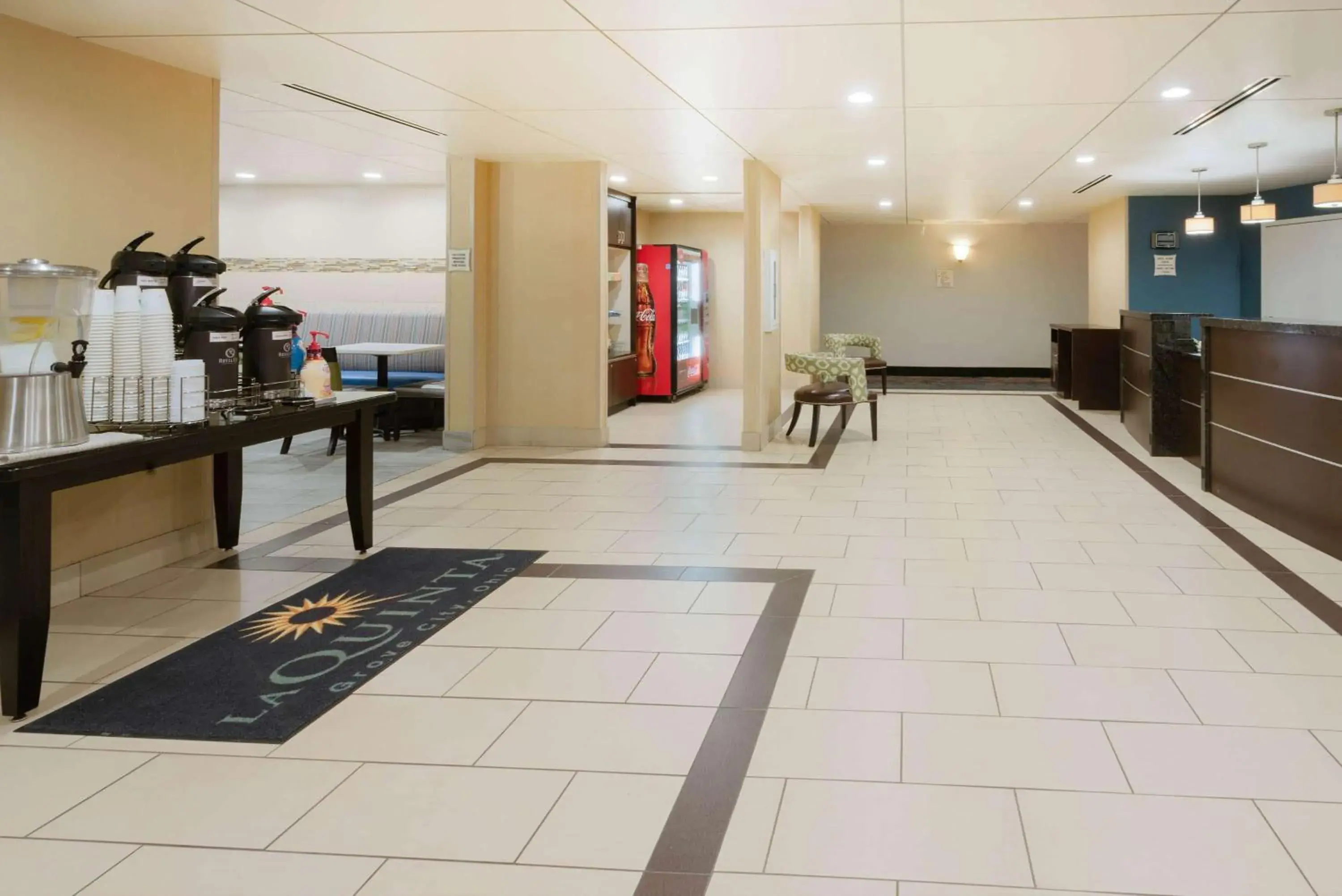 Lobby or reception in La Quinta by Wyndham Columbus - Grove City Lobby or reception in La Quinta by Wyndham Columbus - Grove City