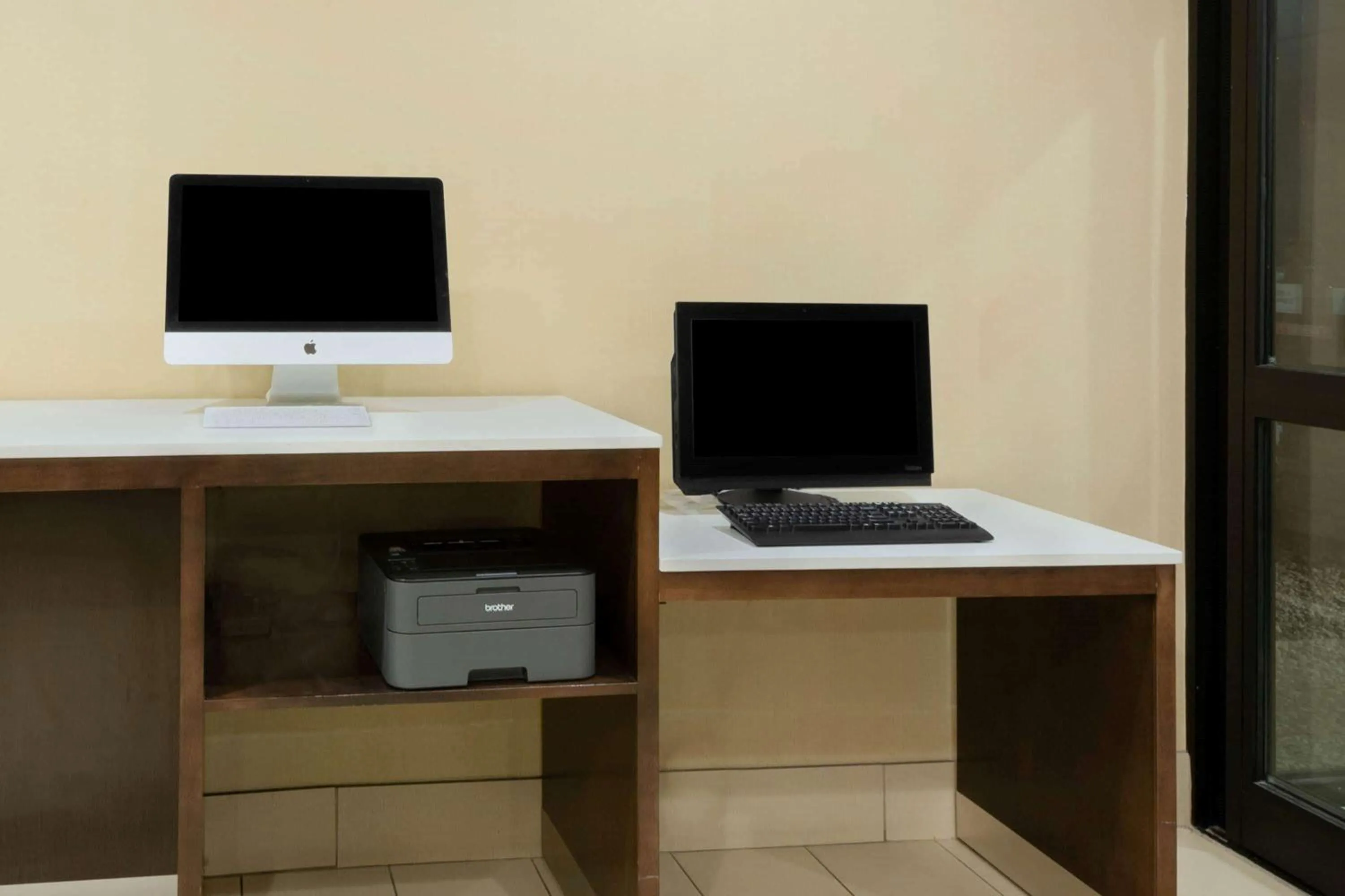 On site in La Quinta by Wyndham Columbus - Grove City