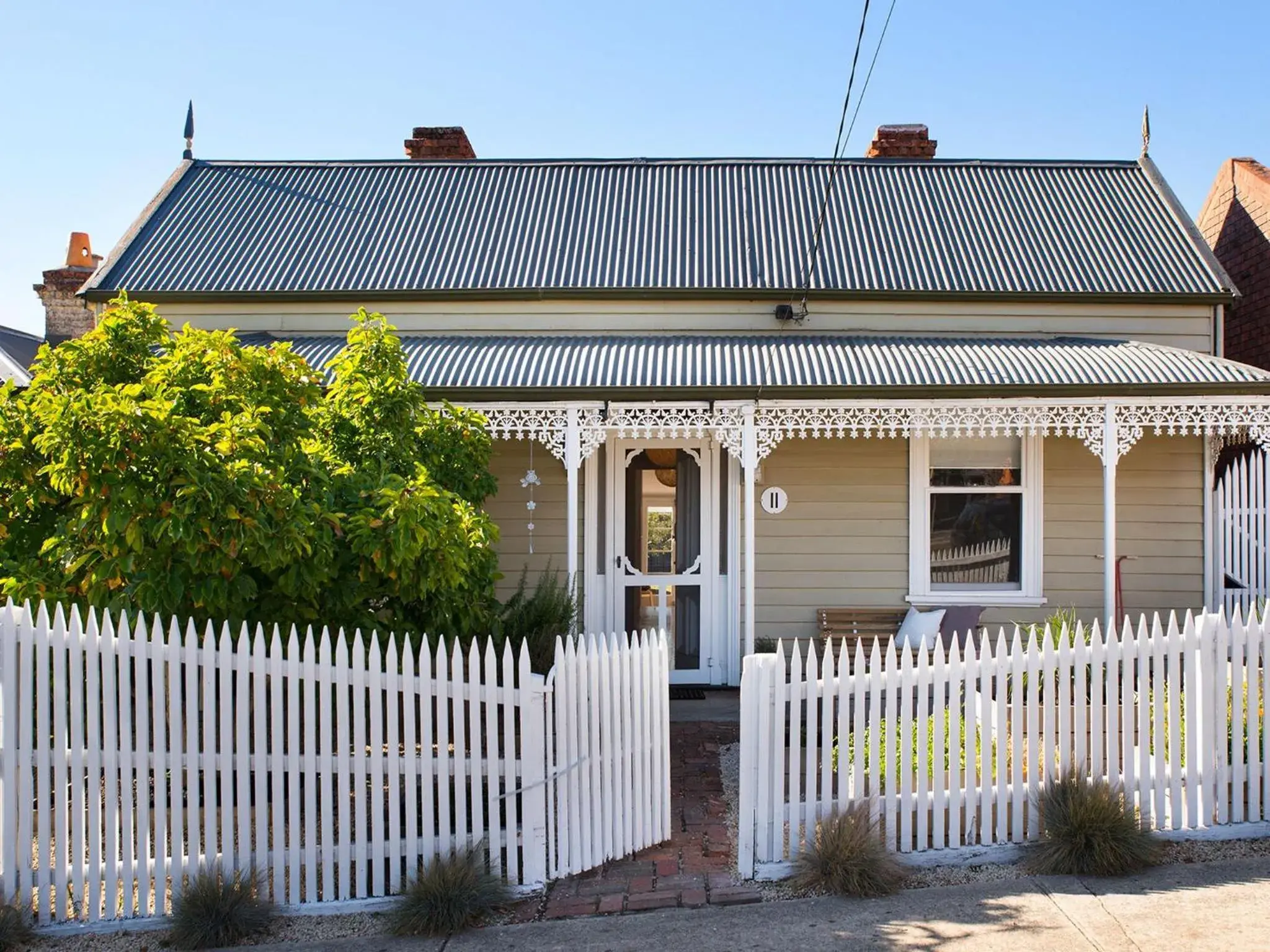 Albert Cottage - charming miner's cottage in town Albert Cottage - charming miner's cottage in town