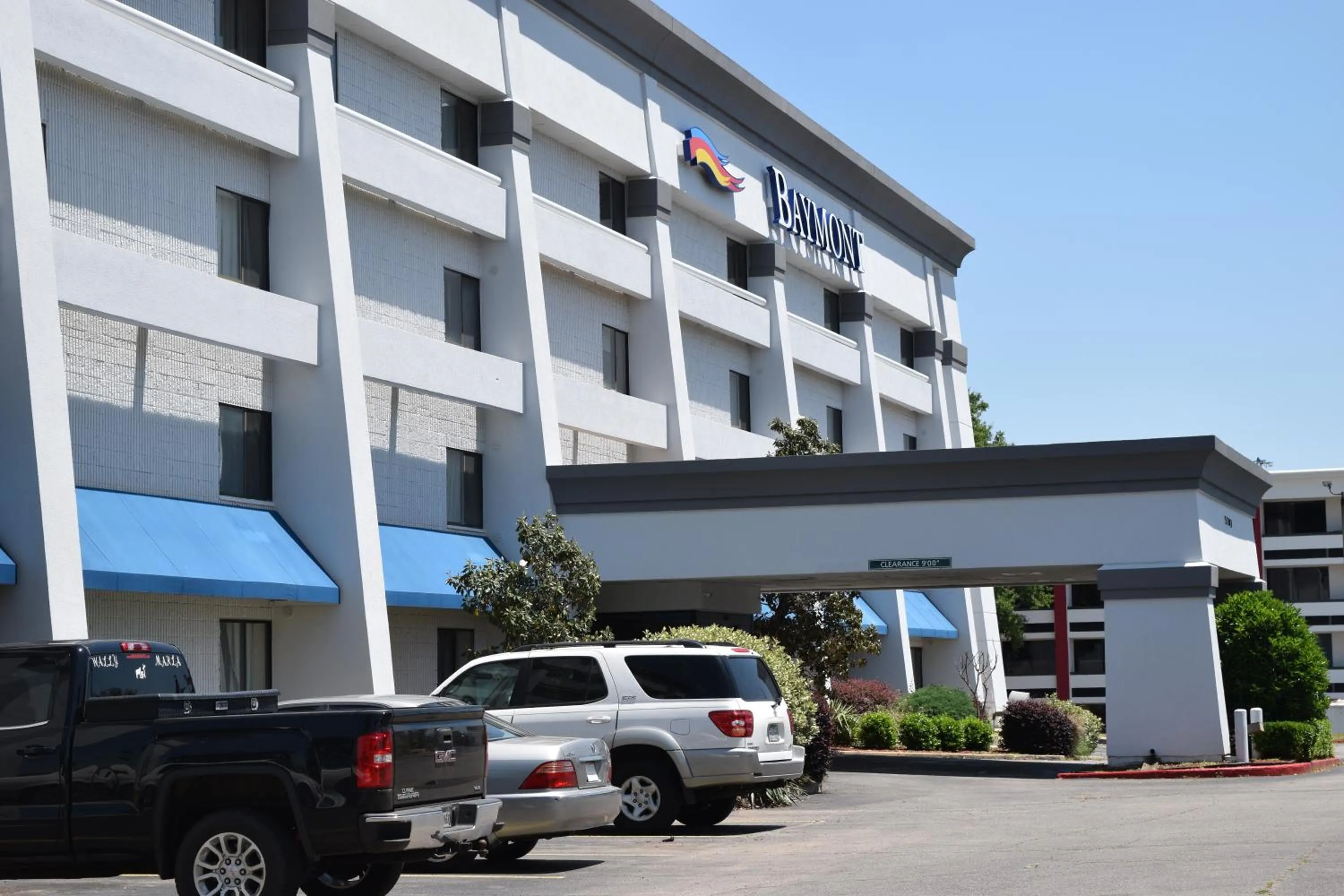 Facade/entrance in Baymont by Wyndham Texarkana