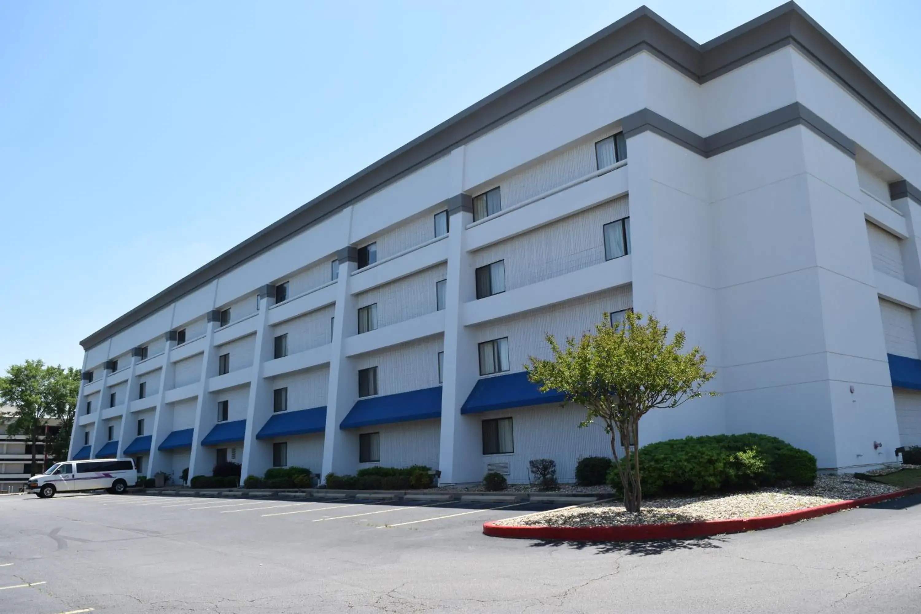 Property building in Baymont by Wyndham Texarkana Property building in Baymont by Wyndham Texarkana