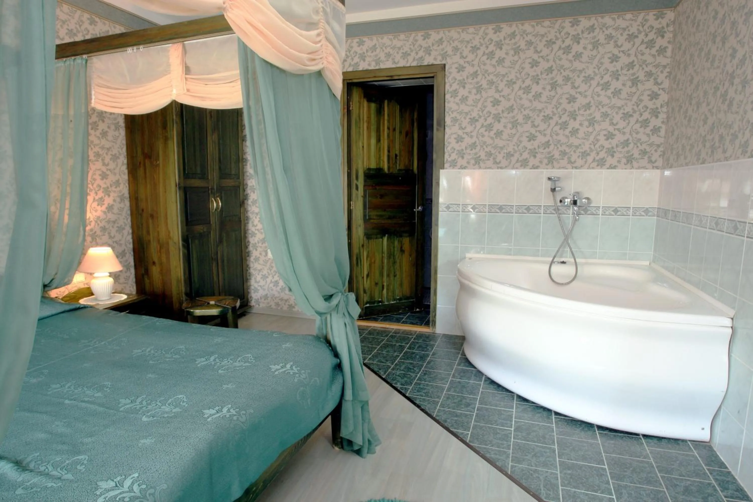 Bathroom, Bed in Katariina Guesthouse
