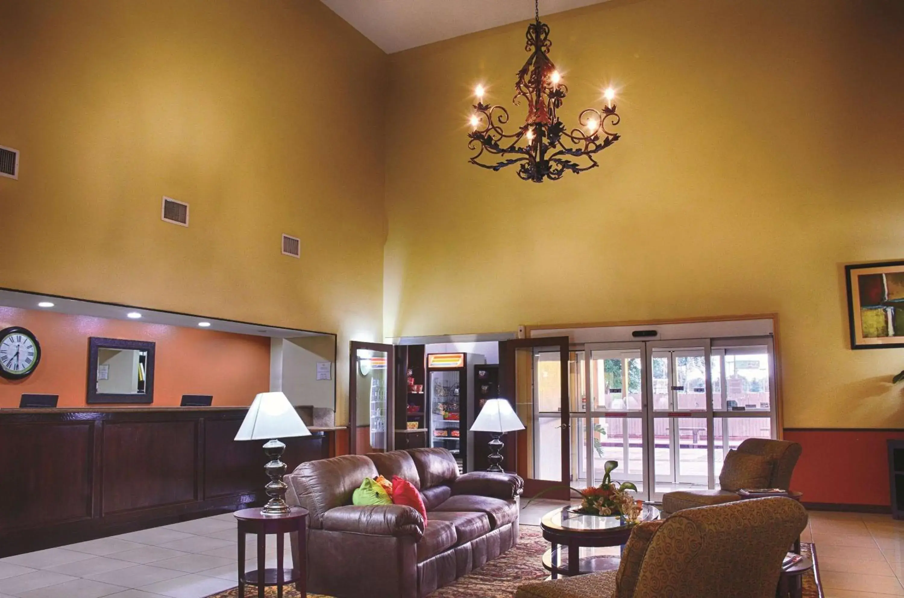 Lobby or reception in La Quinta by Wyndham Alice Lobby or reception in La Quinta by Wyndham Alice