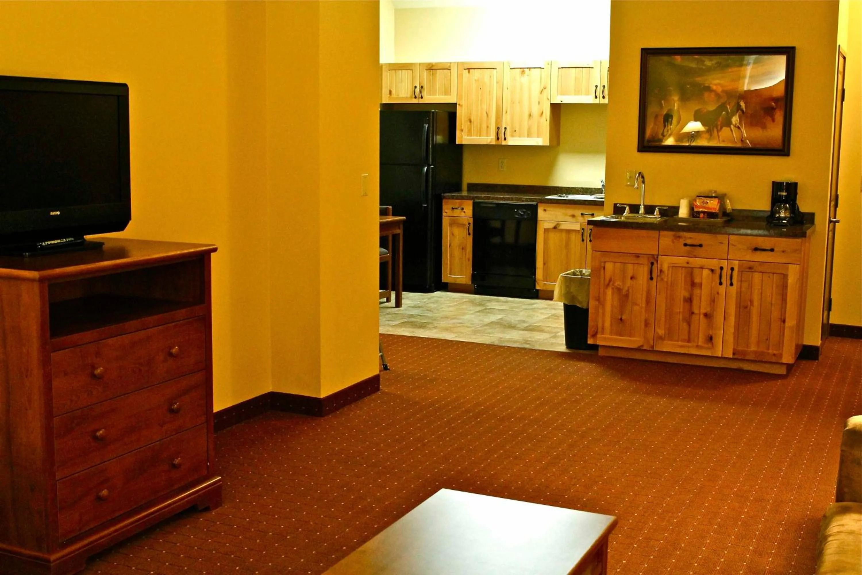 Kitchen or kitchenette in Arbuckle Lodge Gillette