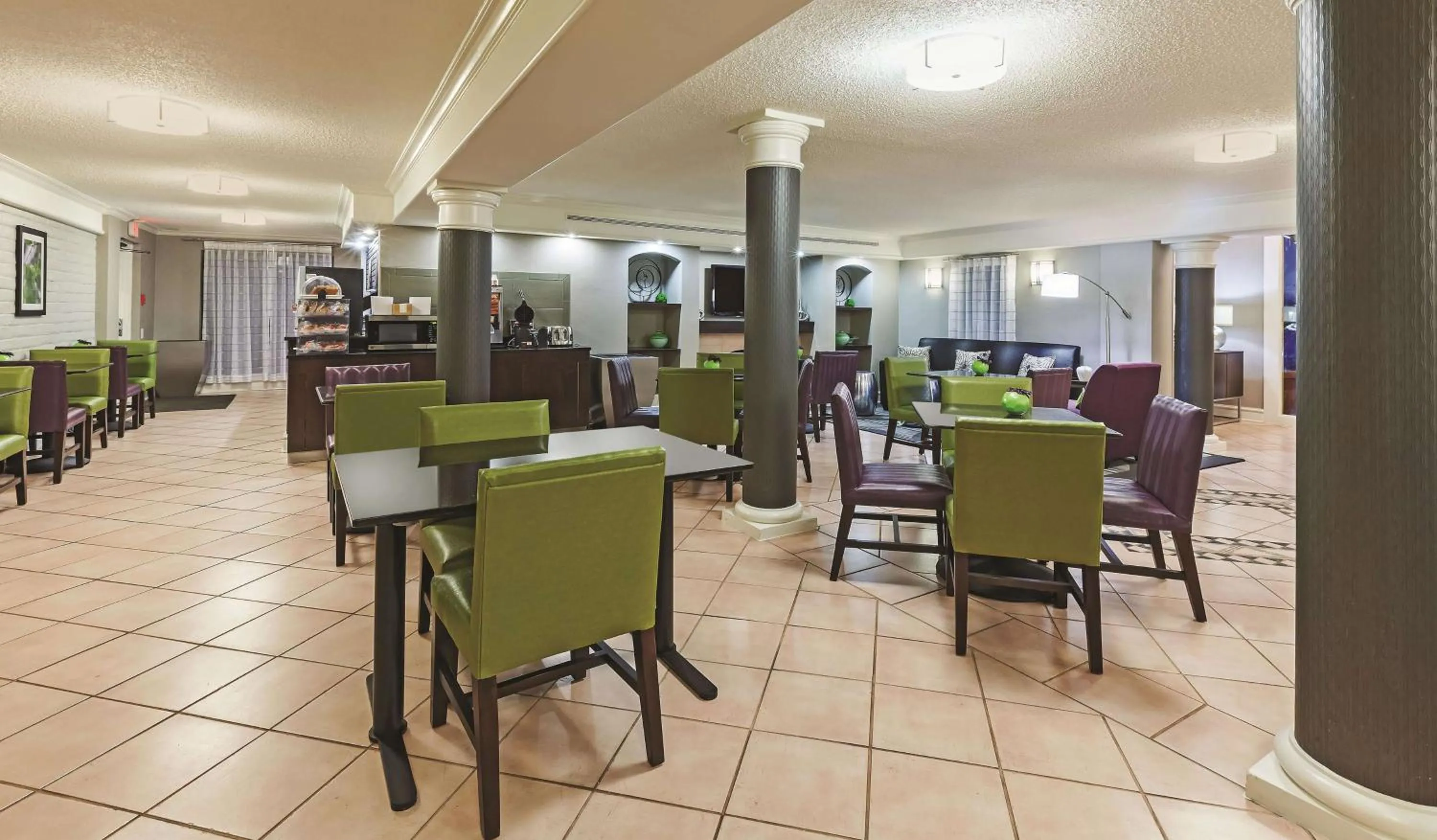 Restaurant/places to eat in Travelodge by Wyndham Houston Cy-Fair