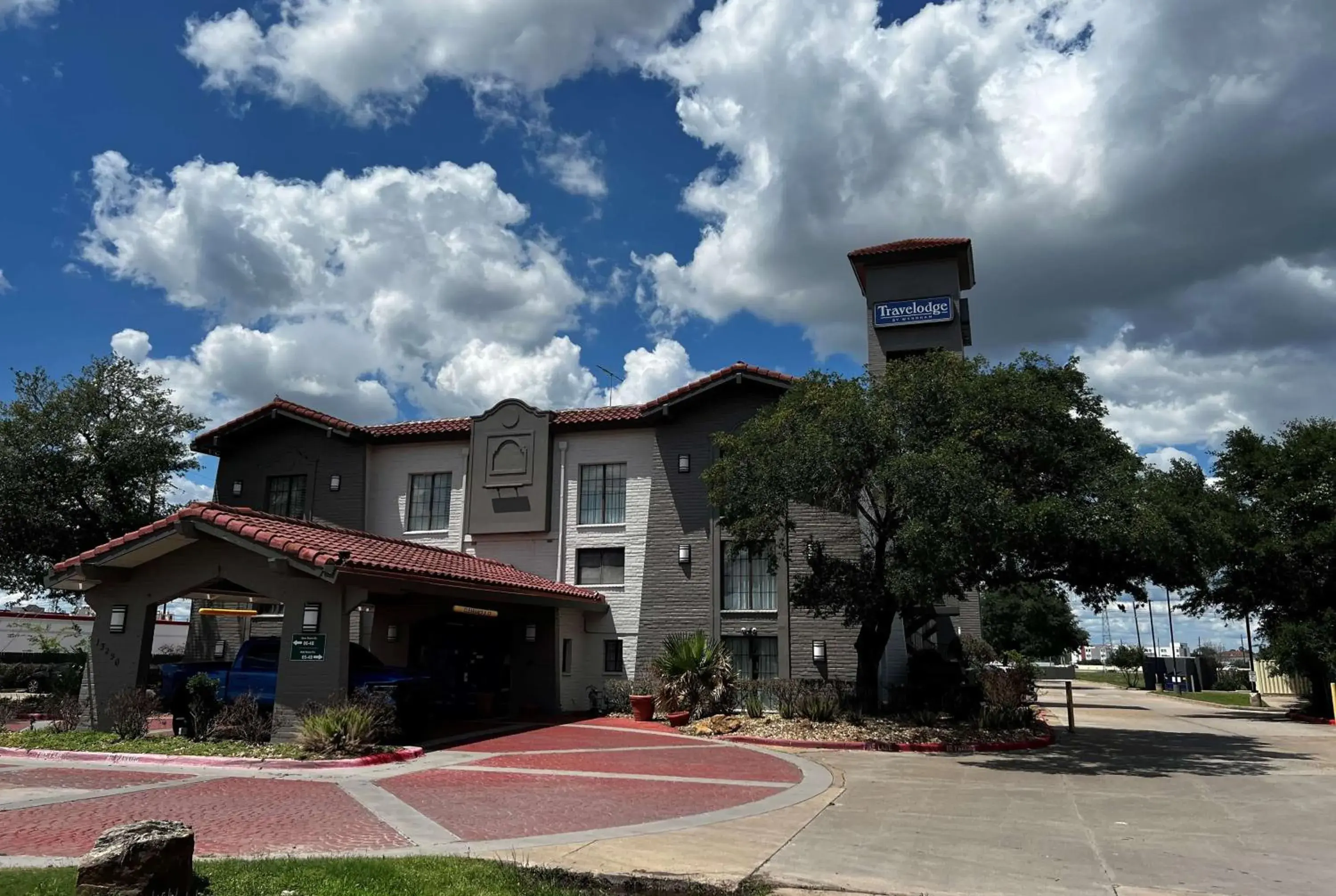 Property building in Travelodge by Wyndham Houston Cy-Fair Property building in Travelodge by Wyndham Houston Cy-Fair