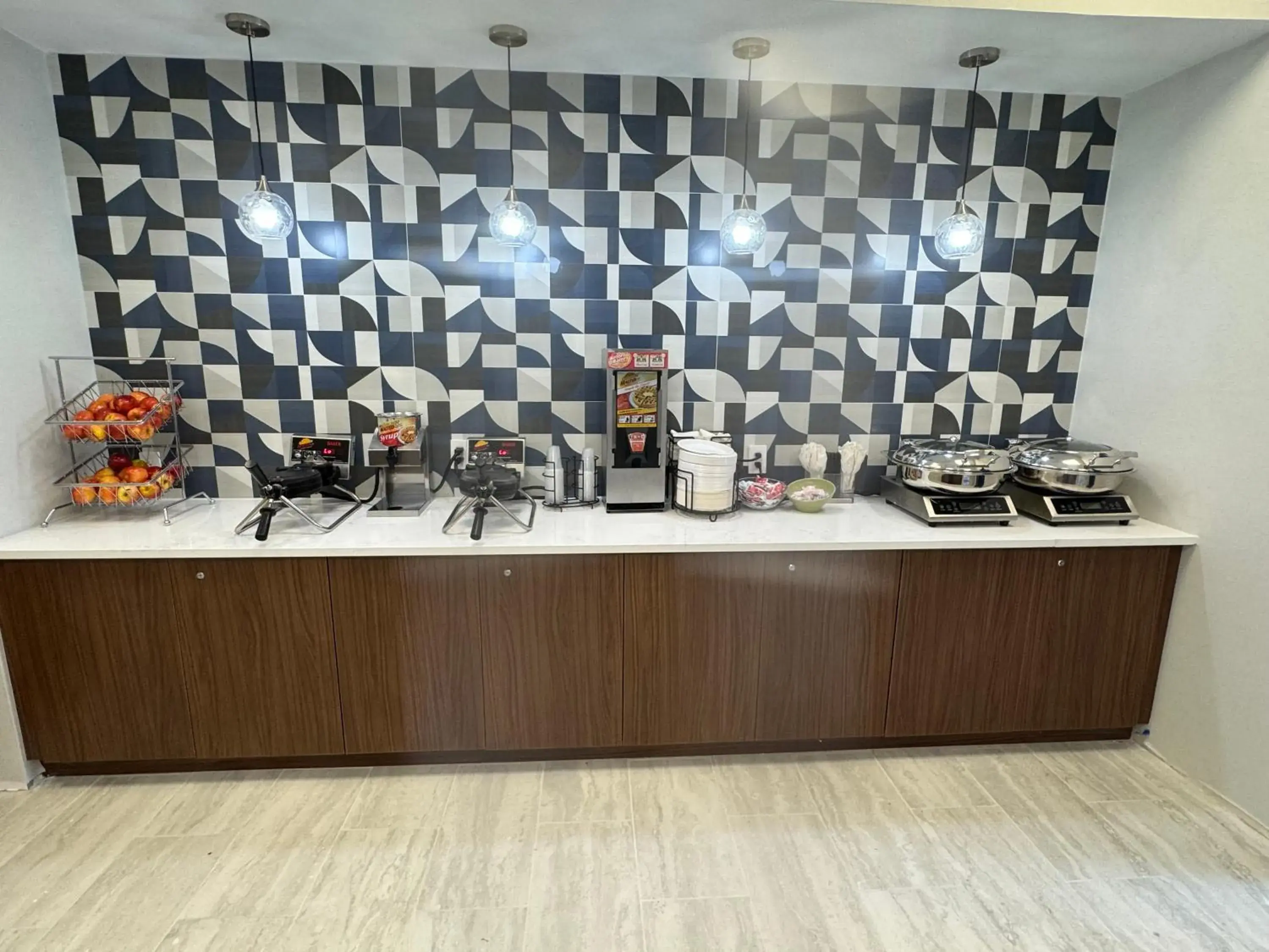 Breakfast in La Quinta by Wyndham New Haven Breakfast in La Quinta by Wyndham New Haven