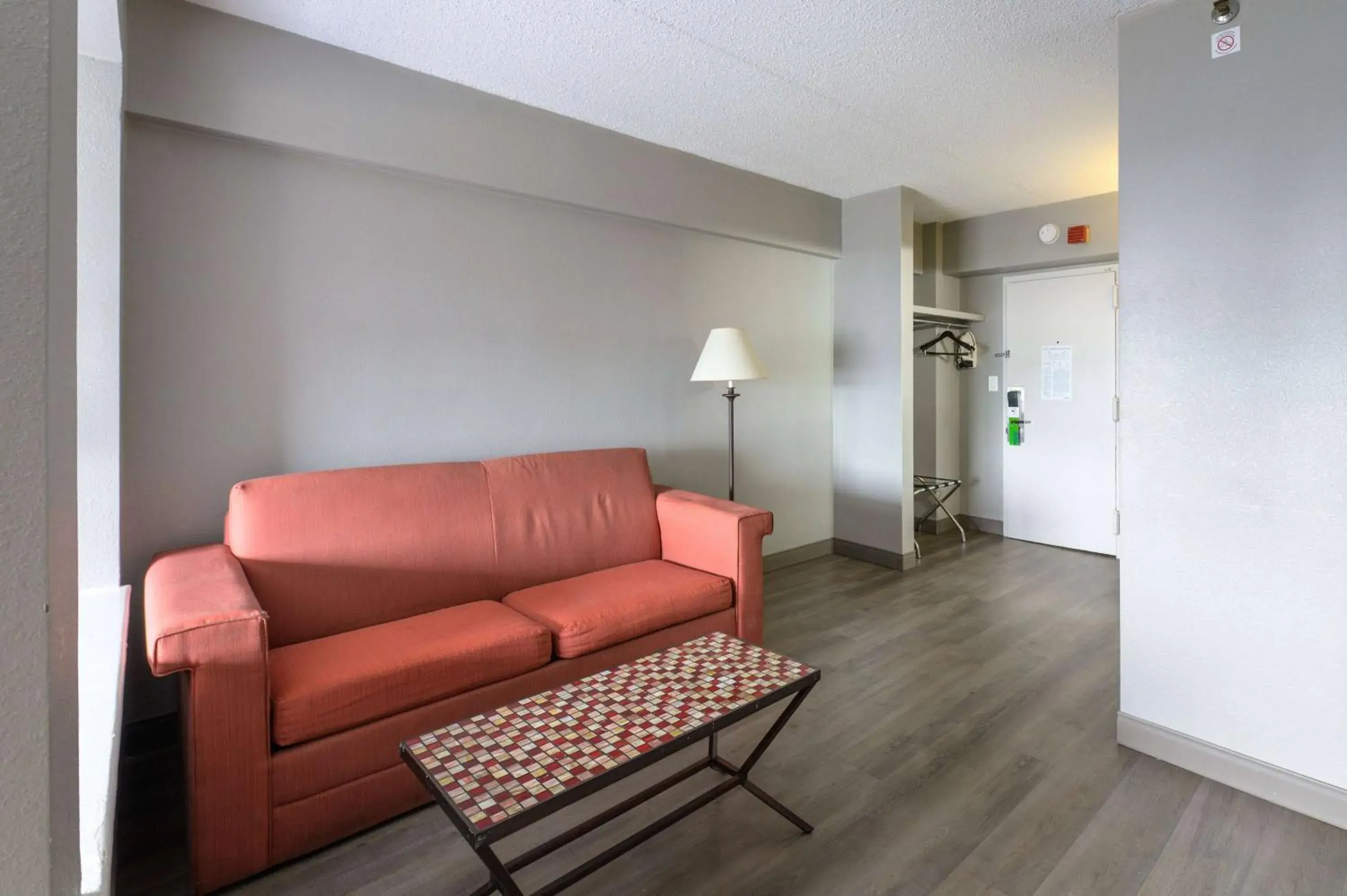 Photo of the whole room in La Quinta by Wyndham New Haven Photo of the whole room in La Quinta by Wyndham New Haven