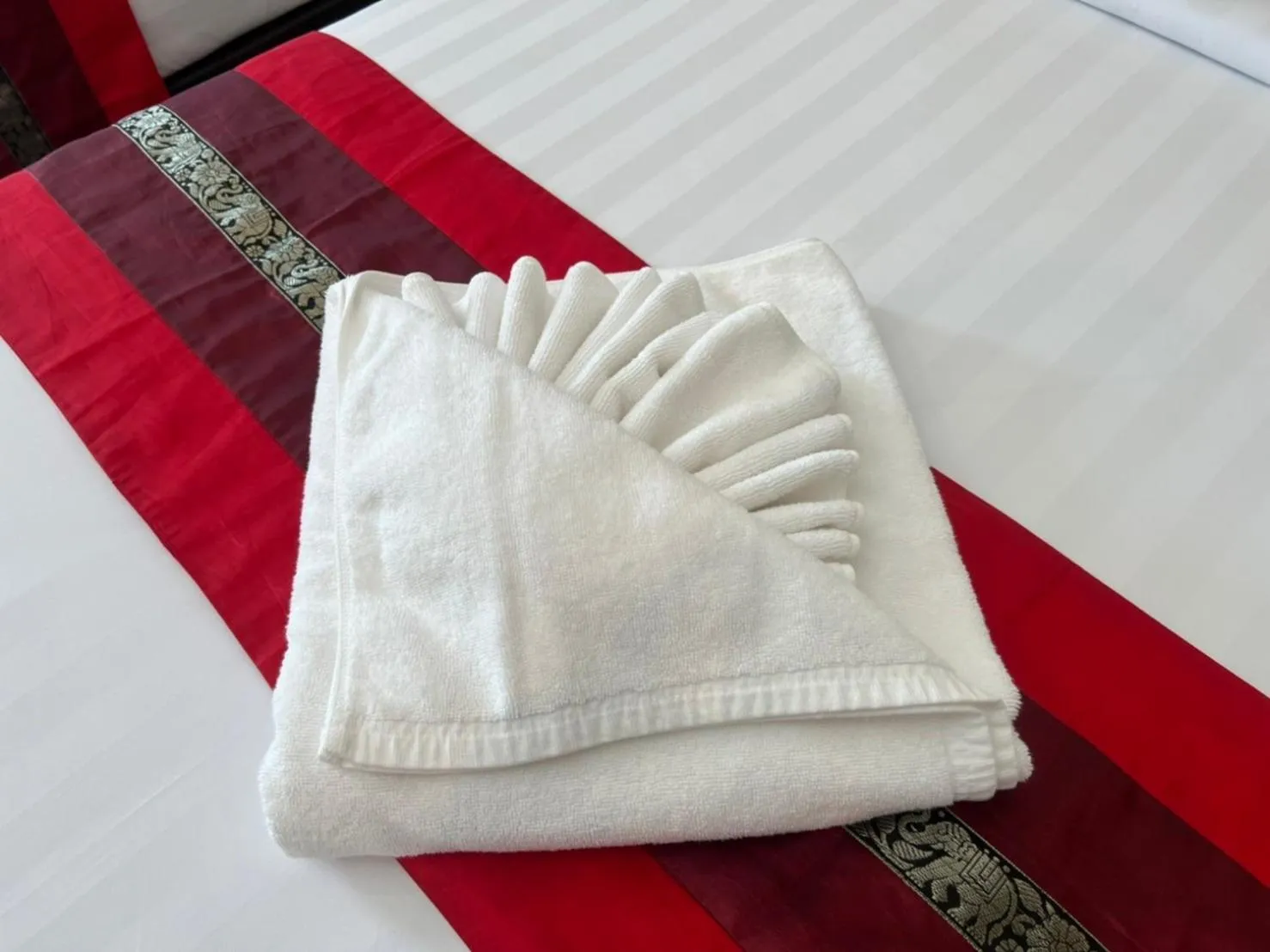 towels in THE HUB SURATTHANl