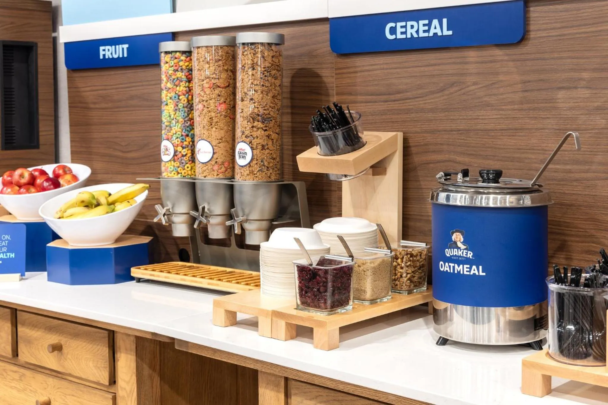 Breakfast in Holiday Inn Express St. Albans by IHG