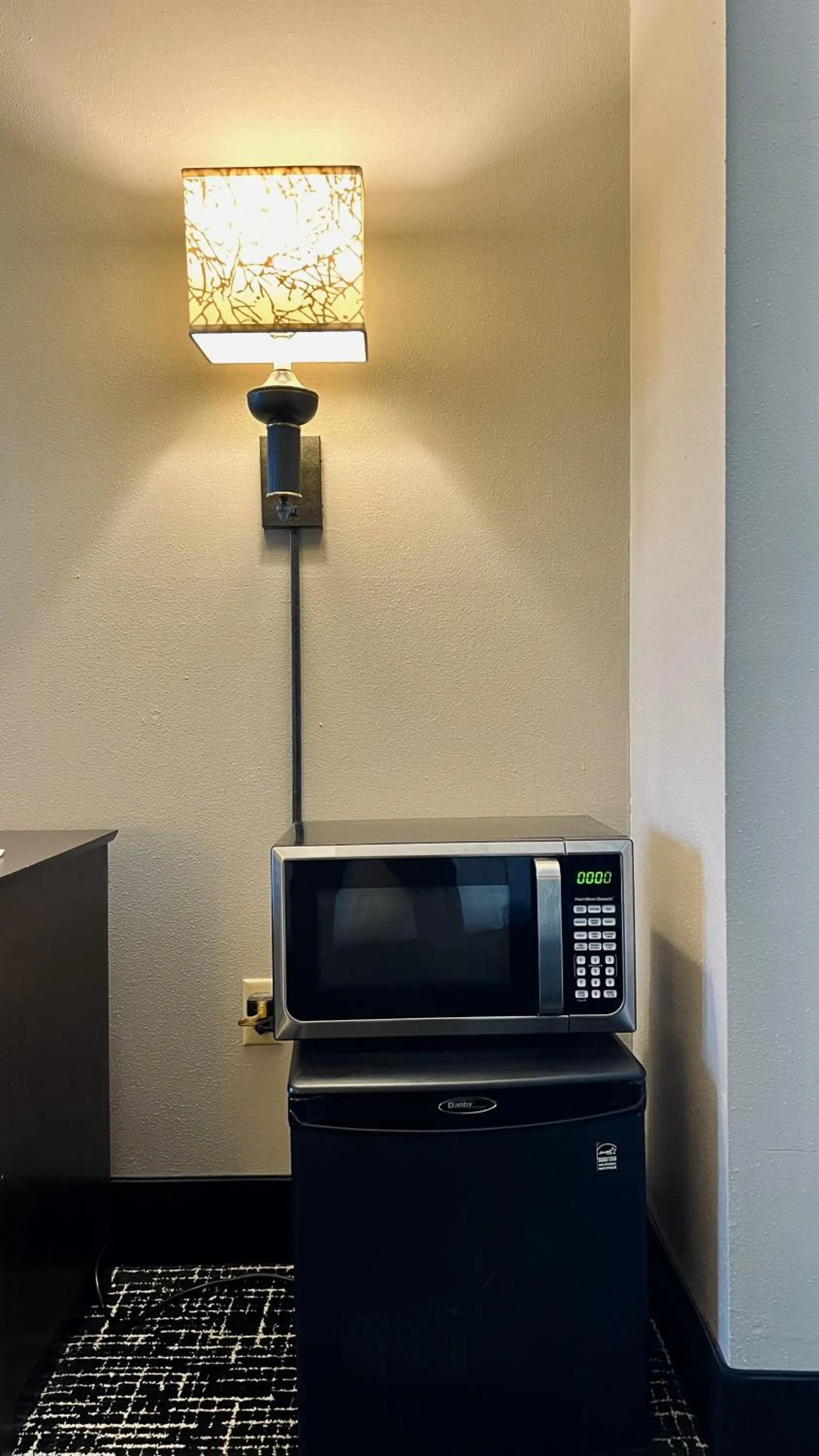 microwave in La Quinta Inn by Wyndham Sheboygan