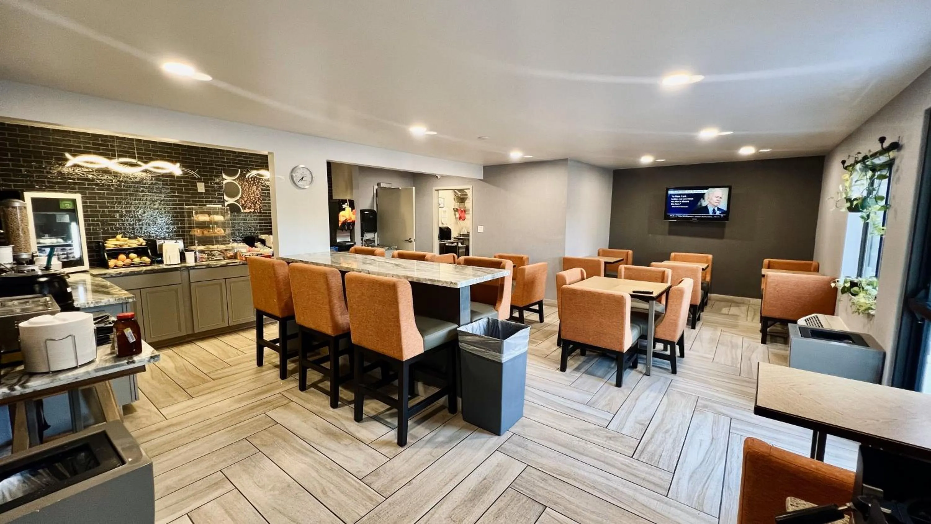 Breakfast in La Quinta Inn by Wyndham Sheboygan