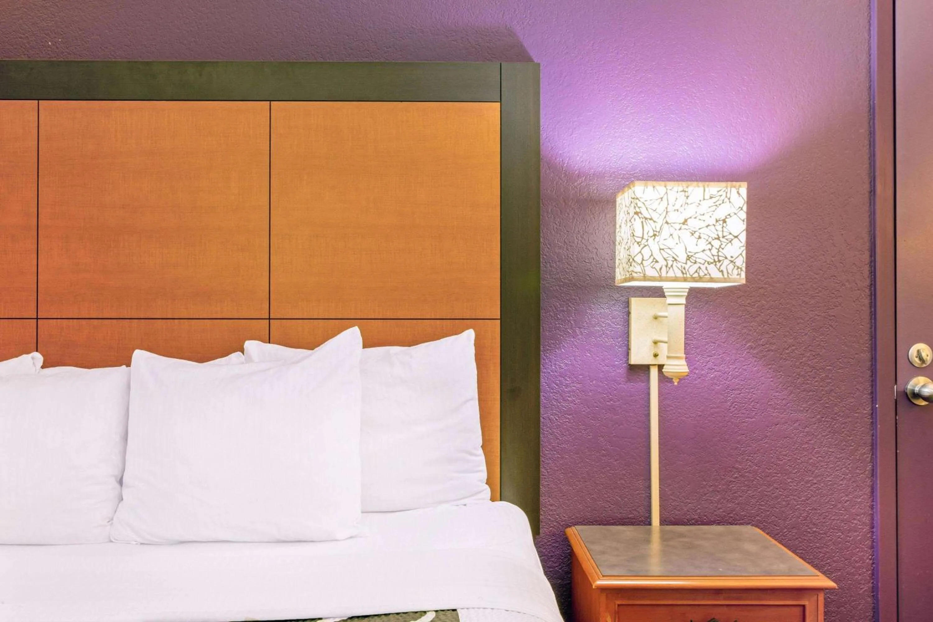 Photo of the whole room, Bed in La Quinta Inn by Wyndham and Conference Center San Angelo