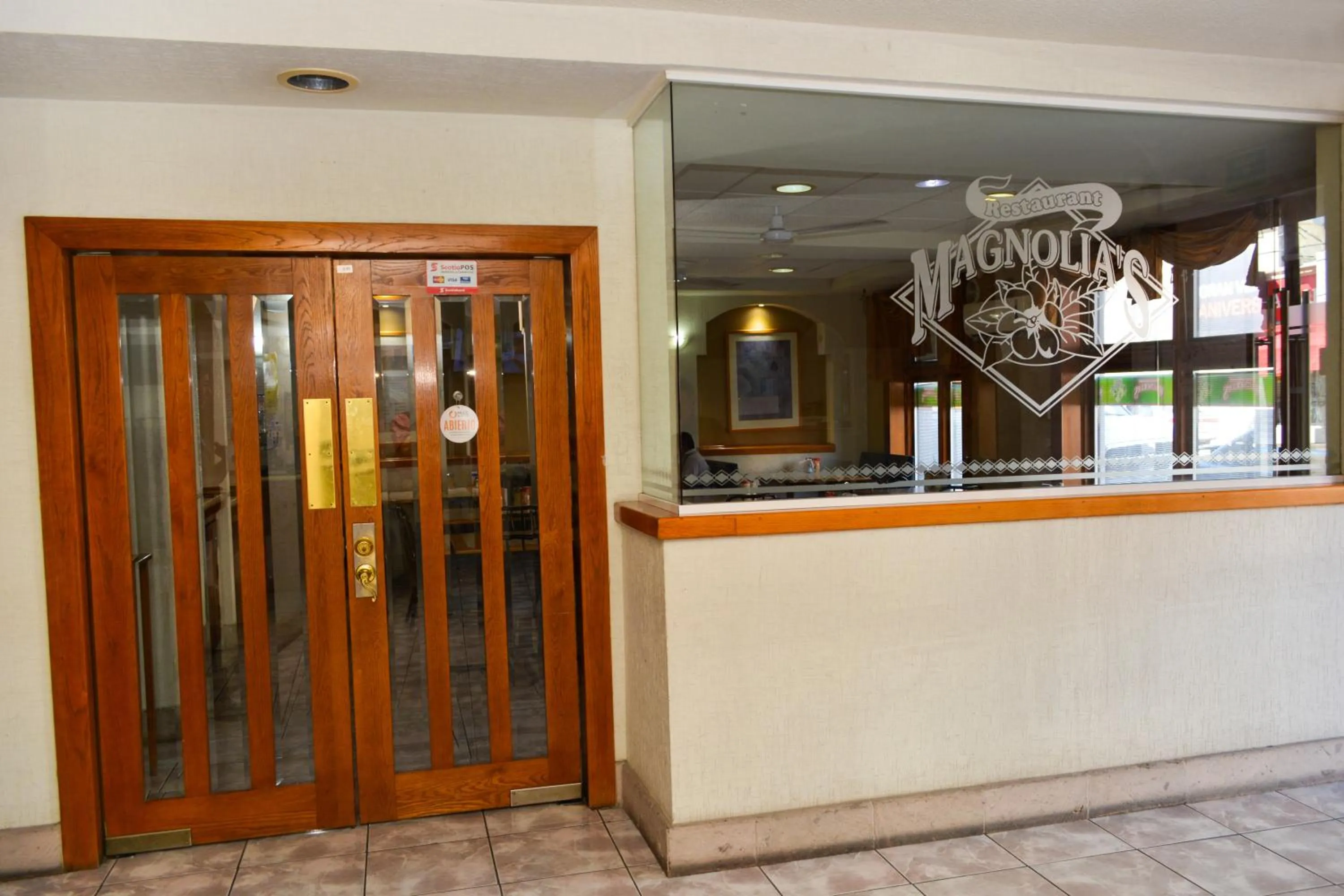 Lobby or reception in HOTEL BAEZA