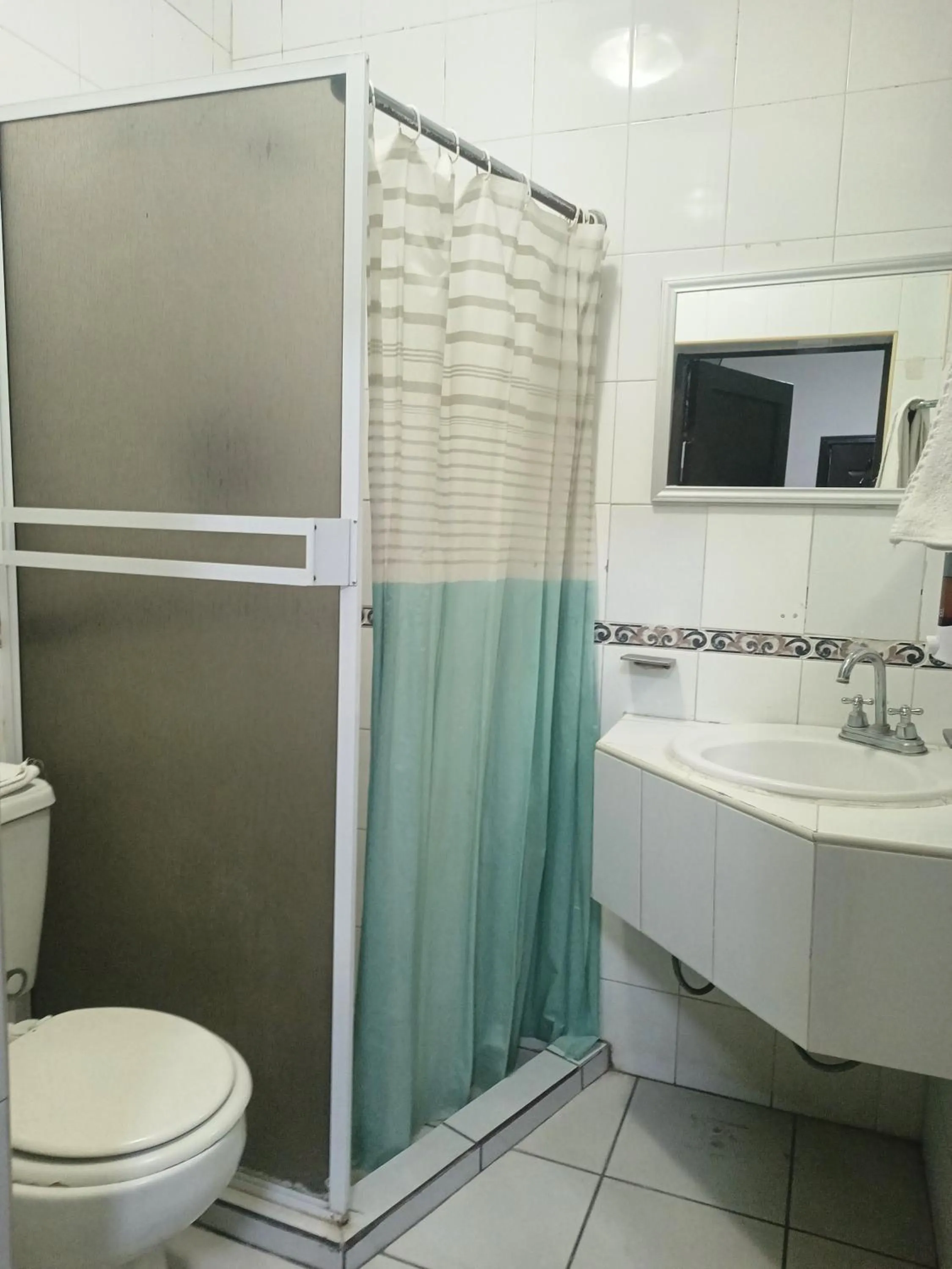 Bathroom in HOTEL BAEZA