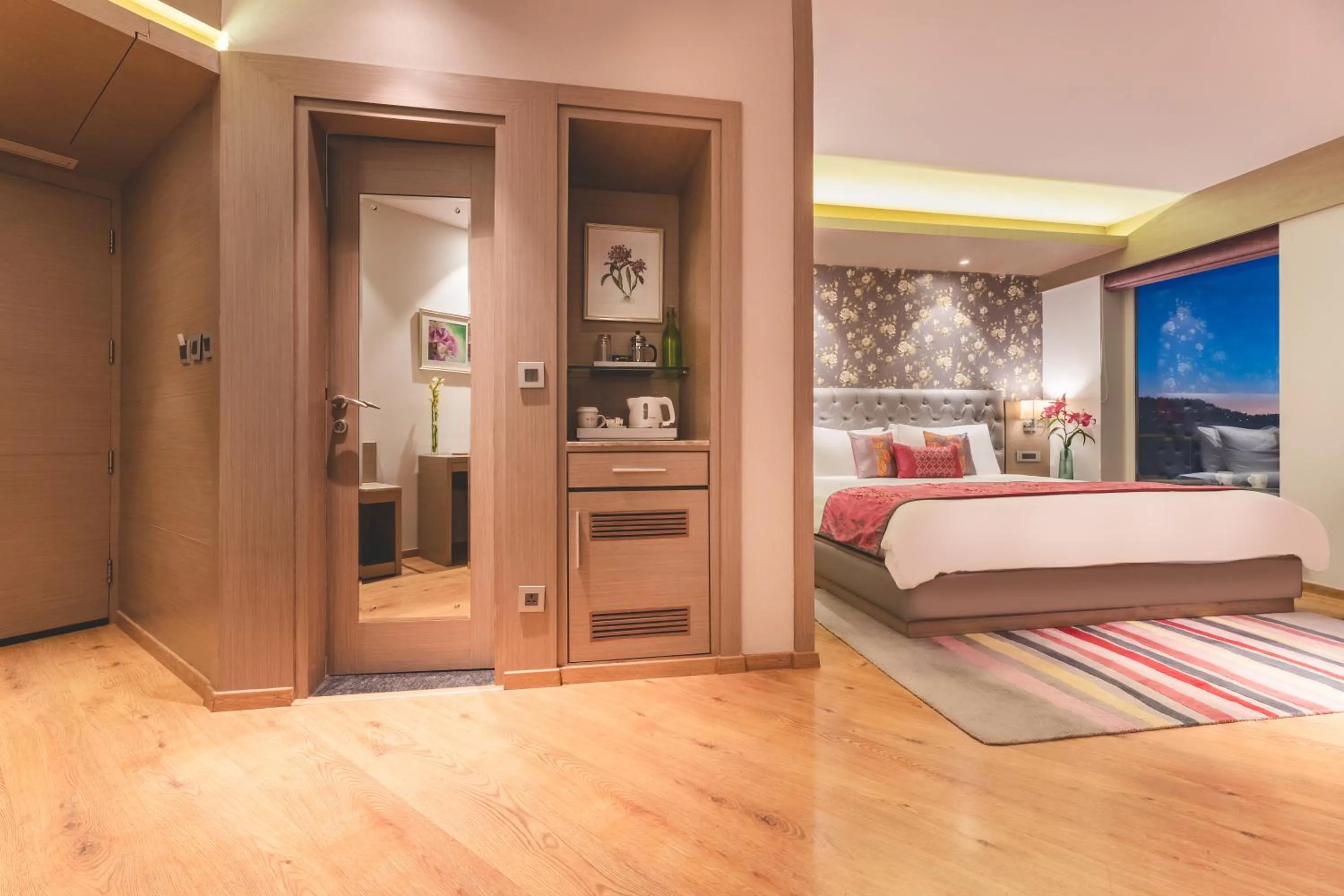 Photo of the whole room, Bed in Welcomhotel by ITC Hotels, Shimla