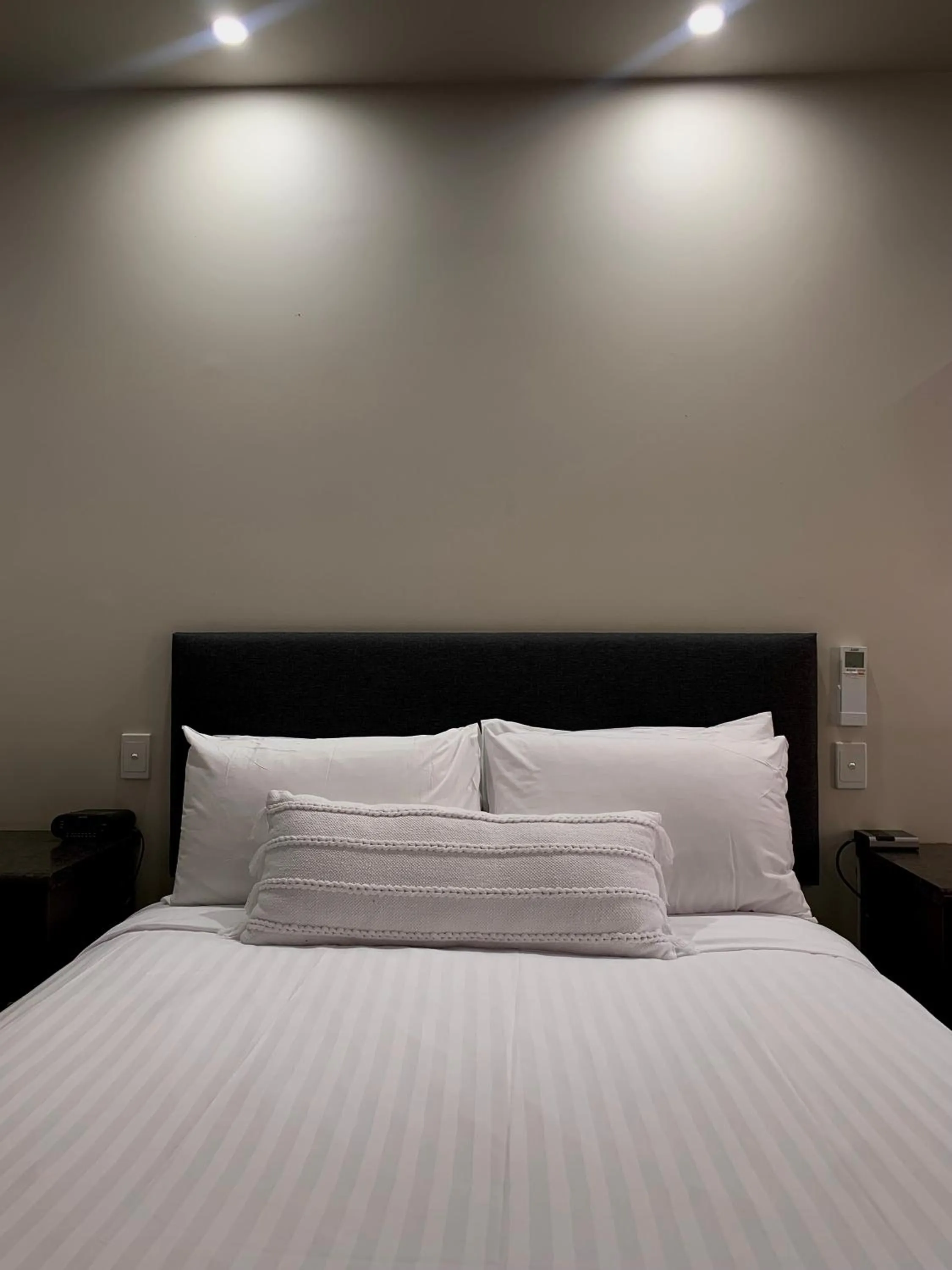 Bed in Prince of Wales Hotel