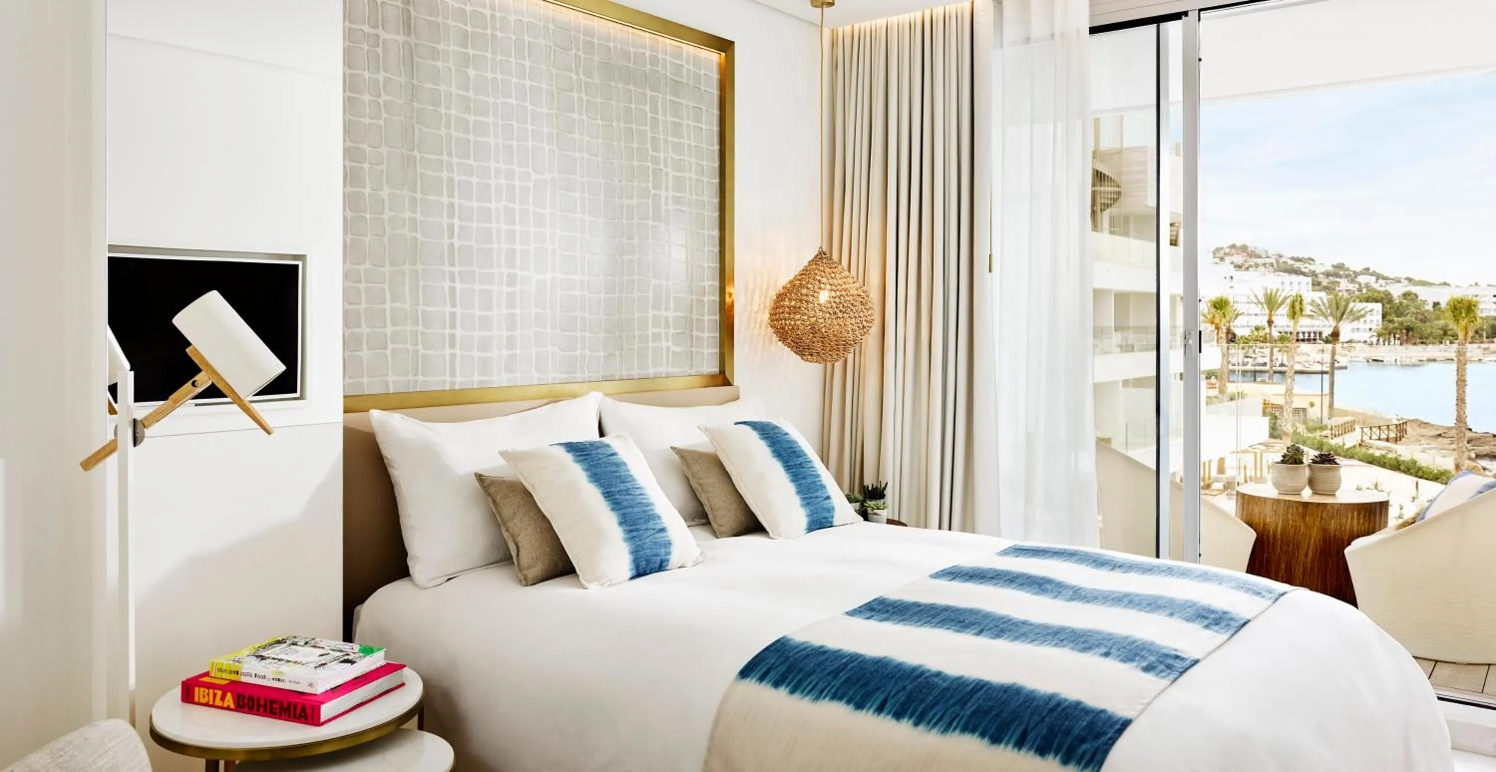 Bed in Nobu Hotel Ibiza Bay