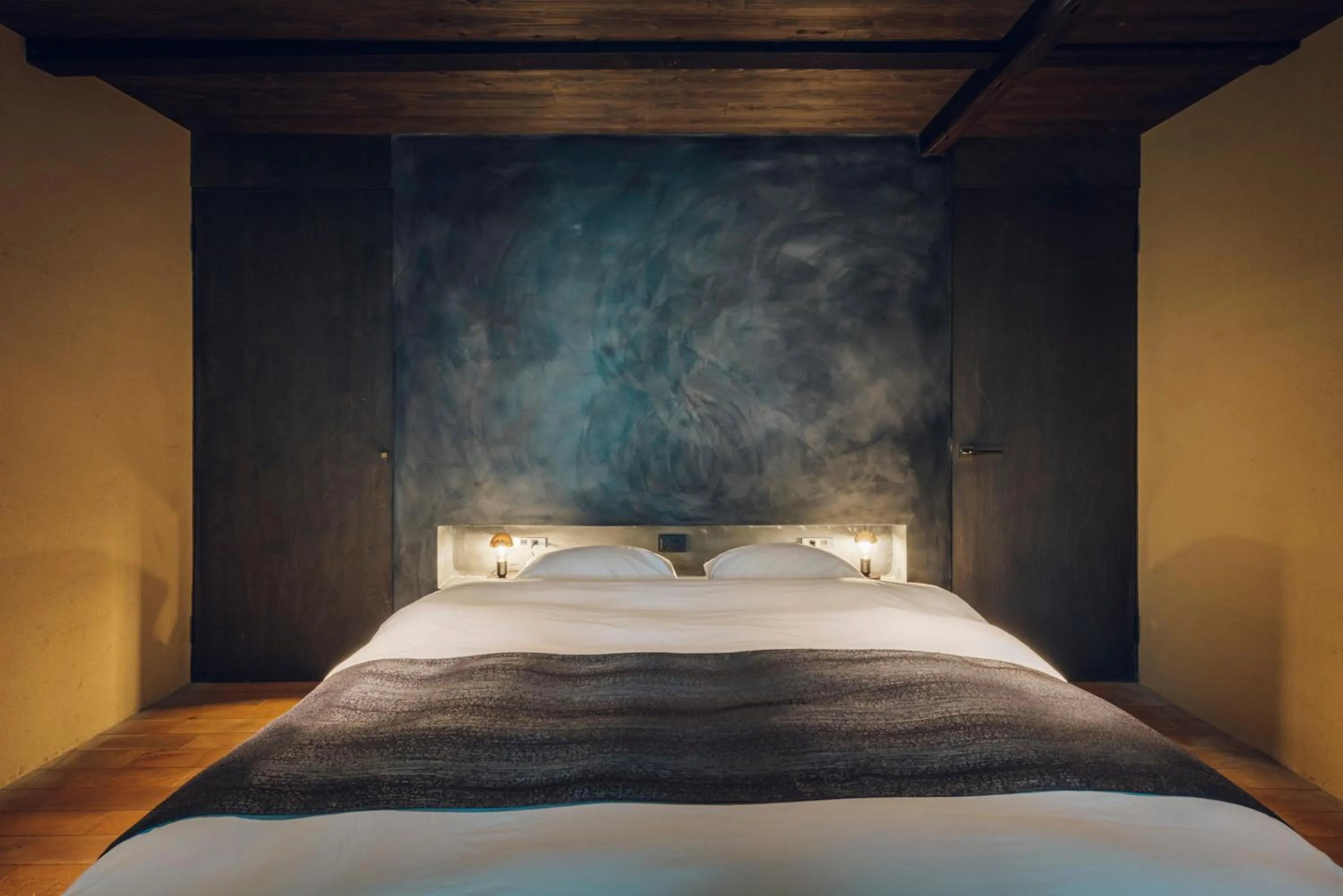 Bedroom, Bed in Meguru House Kyoto