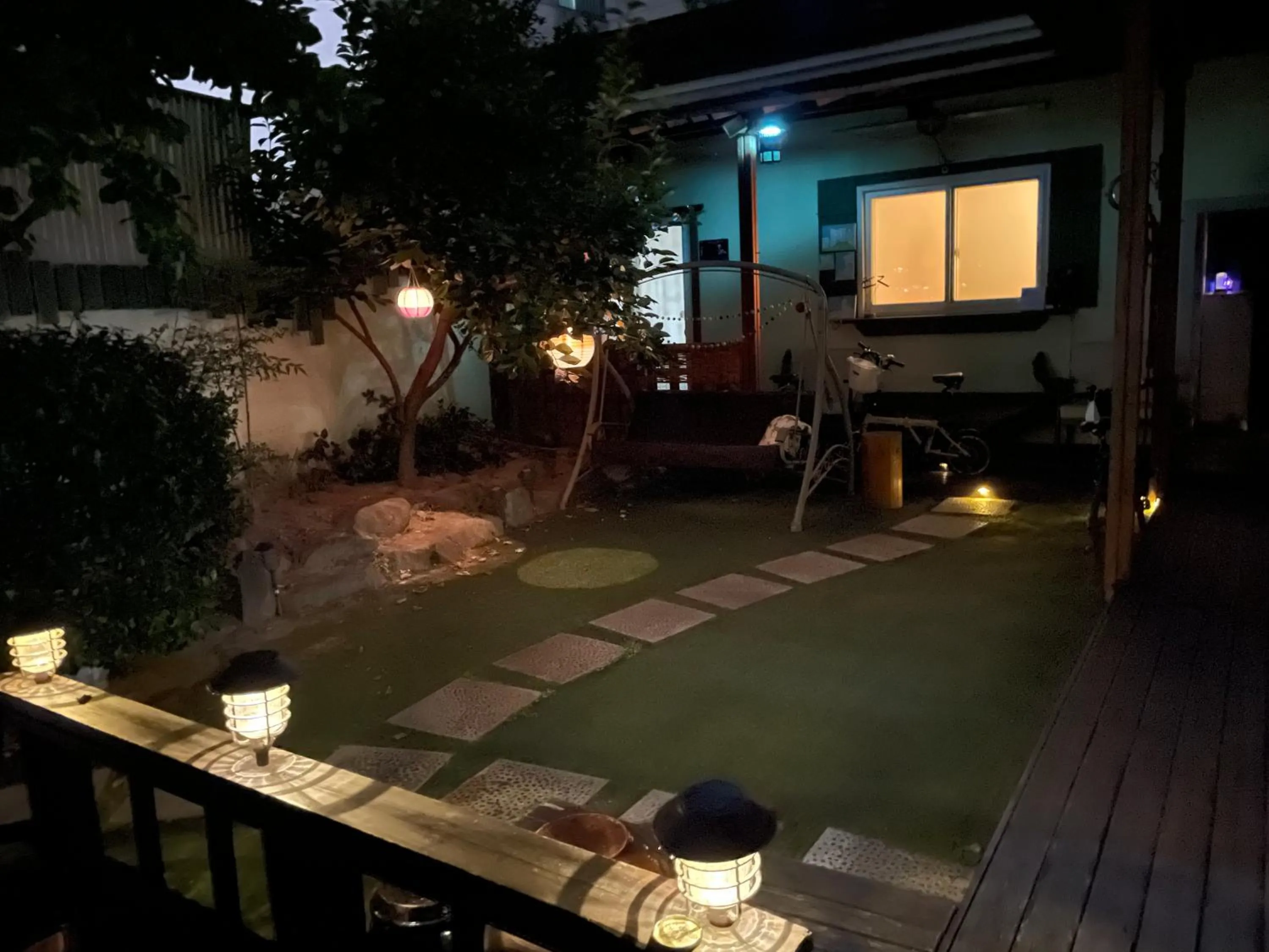 Garden in Gyeongju Momojane Guesthouse