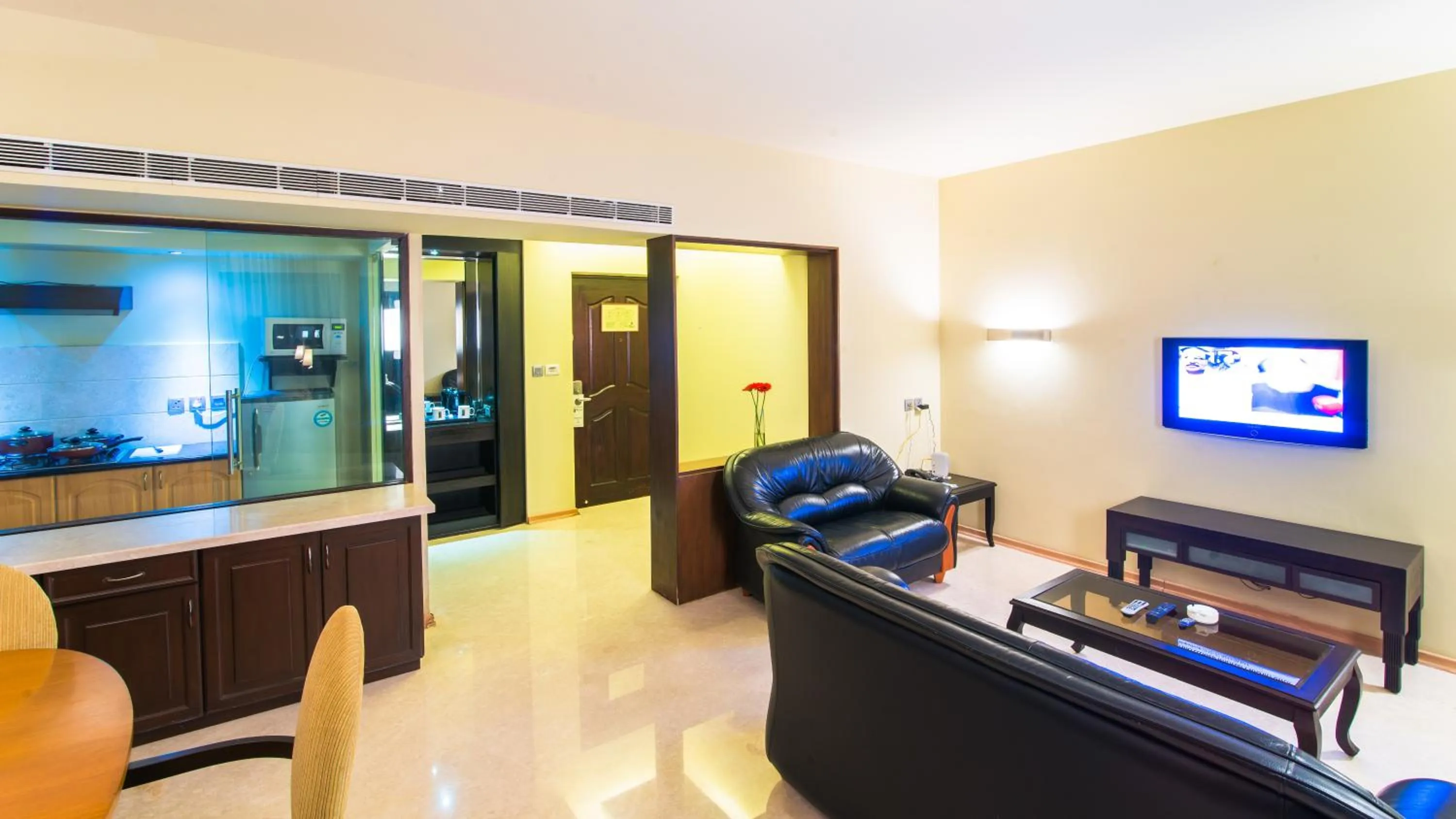 TV and multimedia in Halcyon Hotel Residences Koramangala - Bangalore