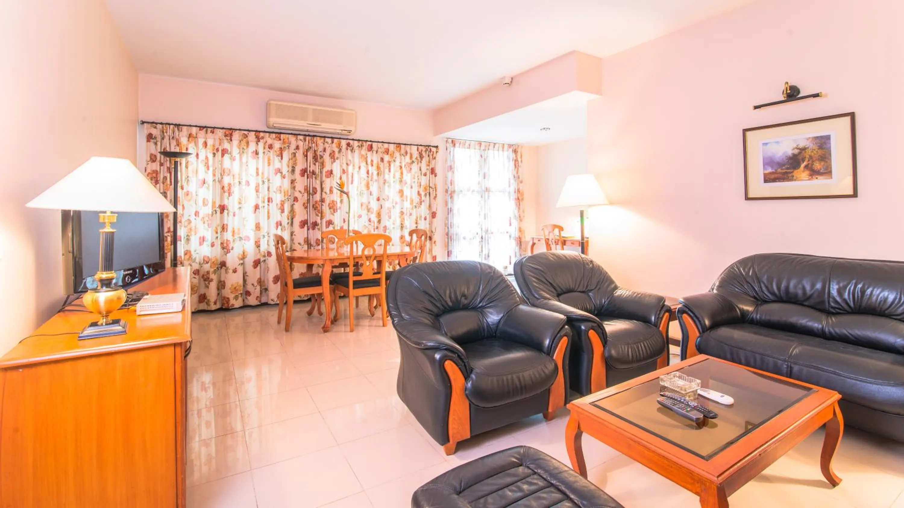 Living room in Halcyon Hotel Residences Koramangala - Bangalore