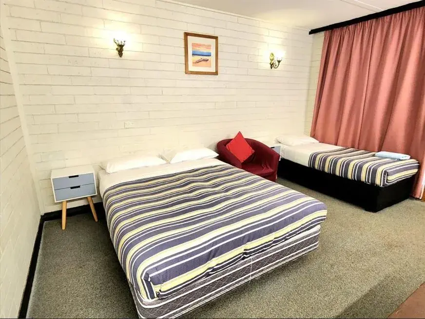 Twin Room in Finley Motel Twin Room in Finley Motel