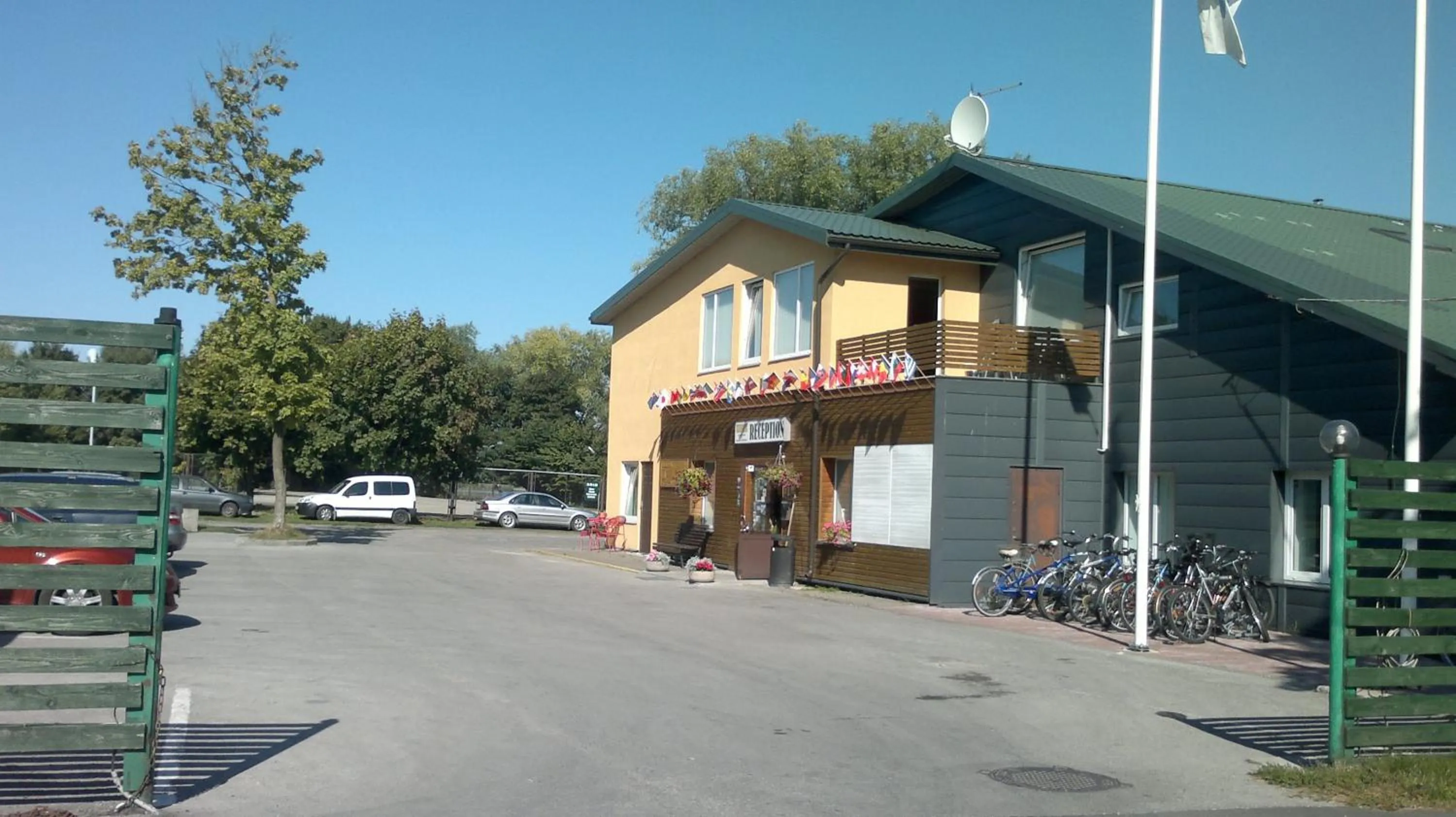 Facade/entrance in Konse Motel and Caravan Camping