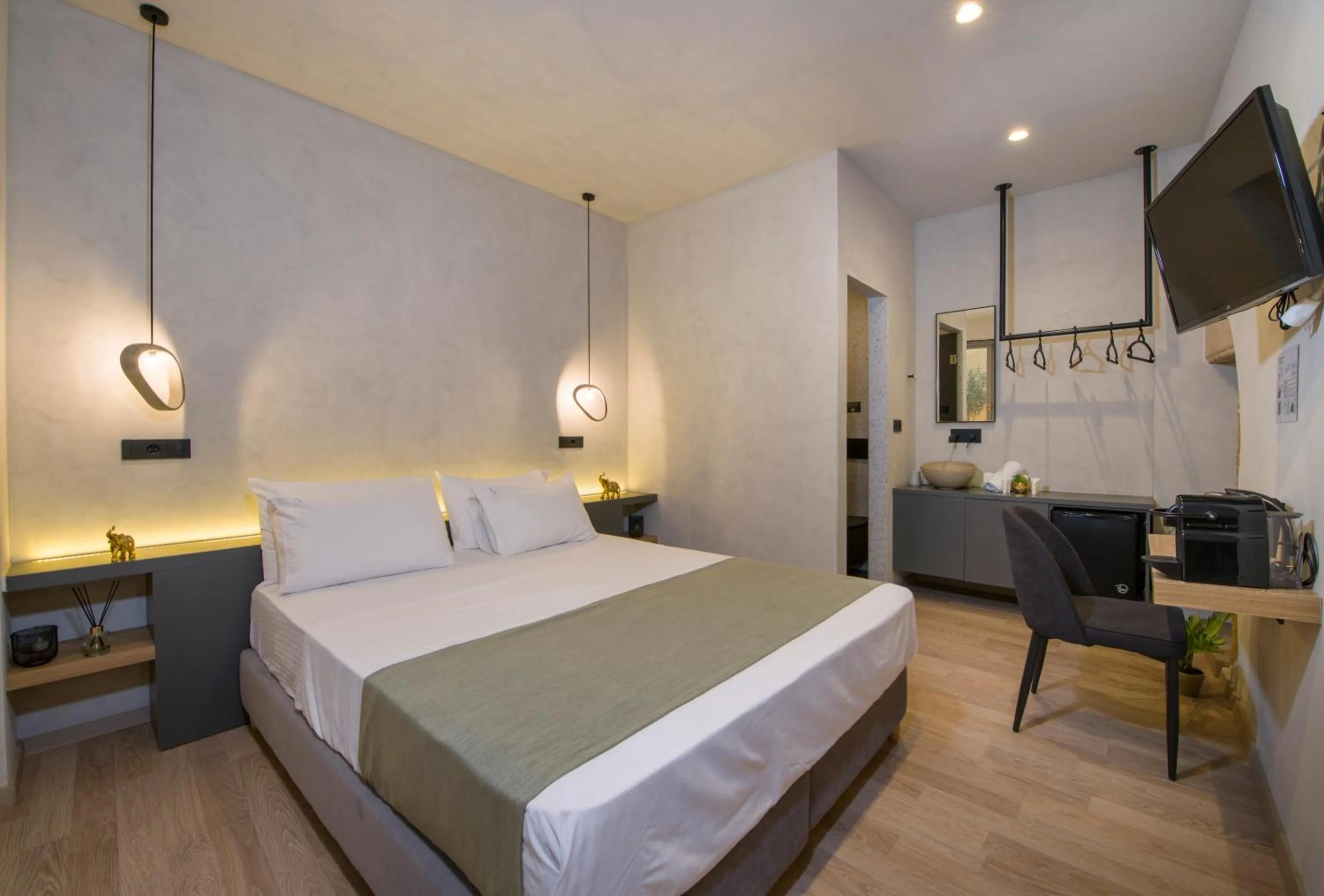 Photo of the whole room, Bed in Cretan Berry Sarpaki