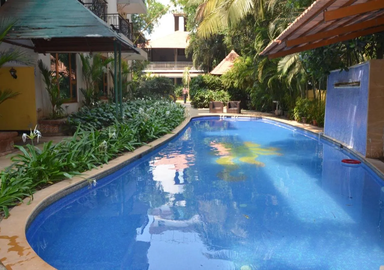 Swimming pool in Tangerine Boutique Resort