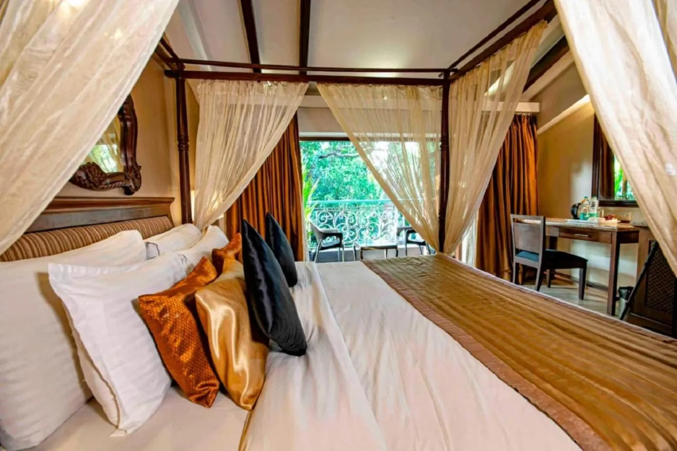 Bedroom, Bed in Tangerine Boutique Resort