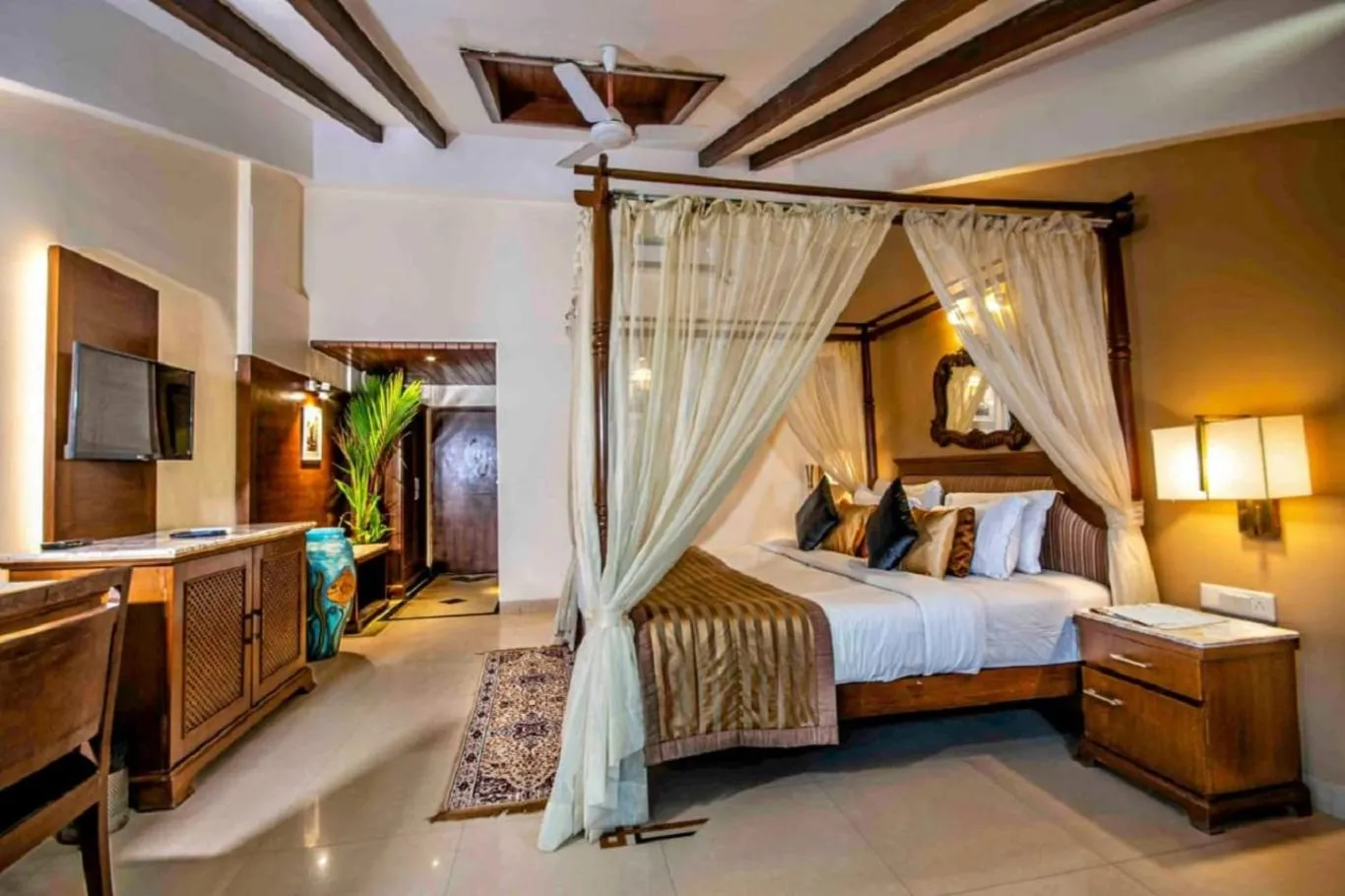 Bedroom, Bed in Tangerine Boutique Resort